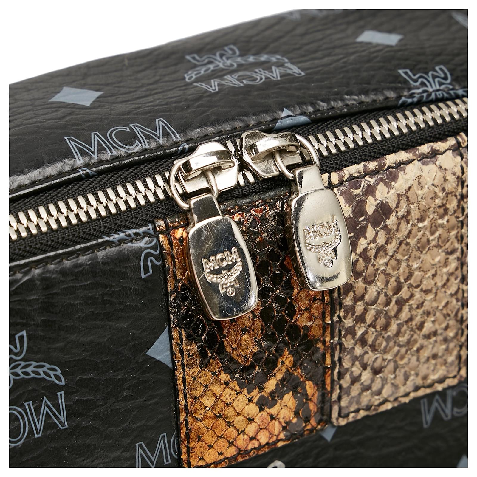 小物 MCM Visetos Princess Lion Leather MCM White Visetos Princess Lion Leather Boston Bag Multiple