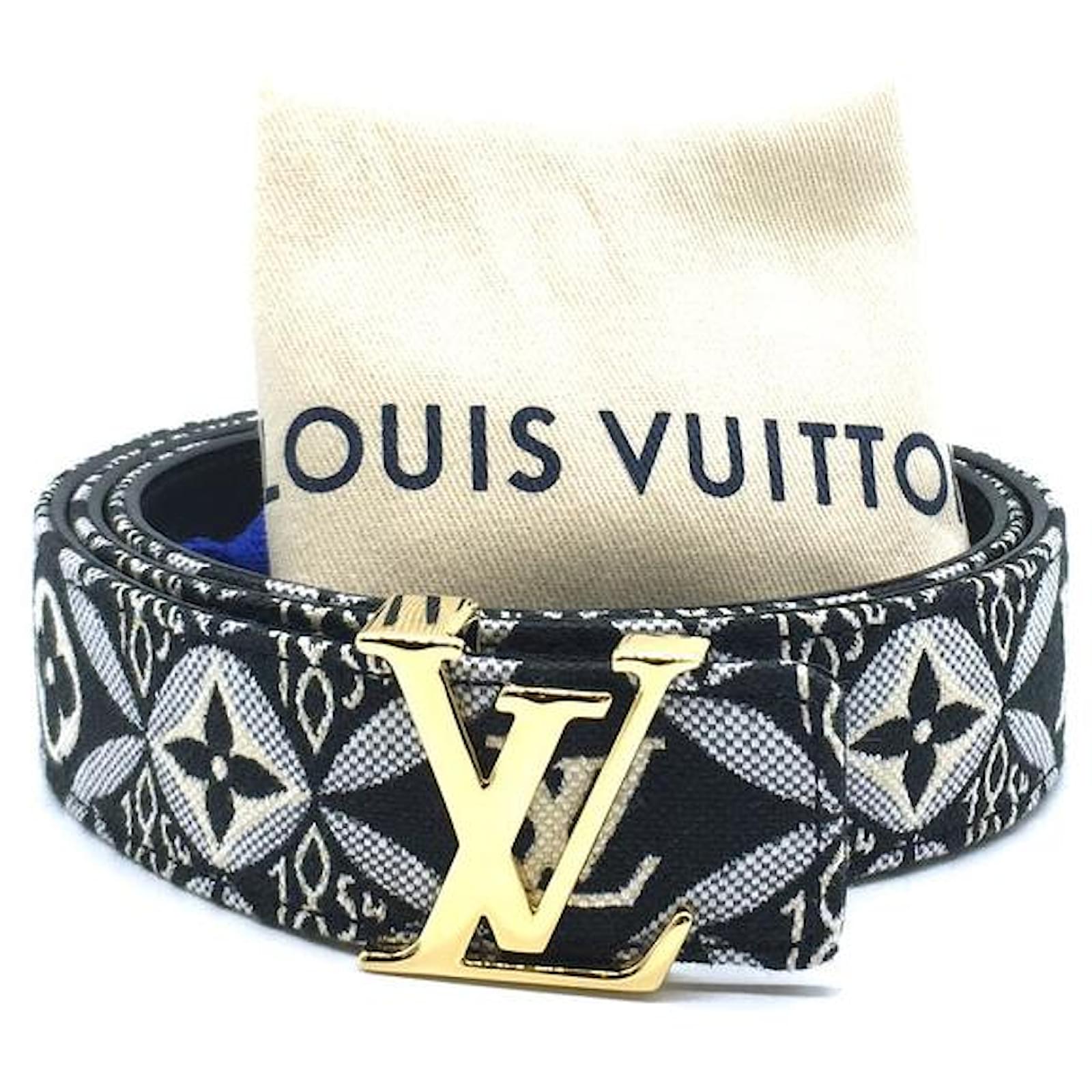 Réplica de cinturón de cuero con monograma Louis Vuitton con