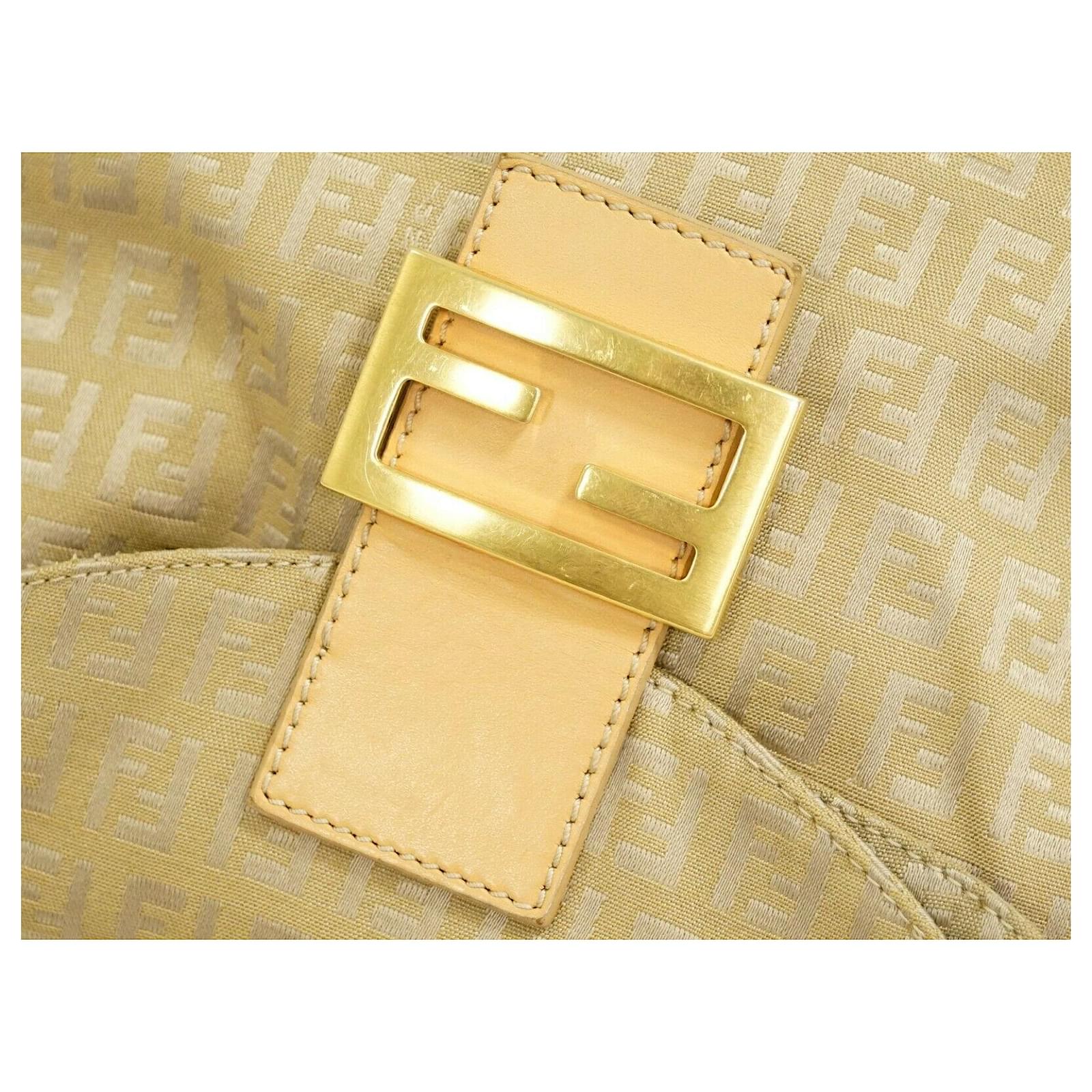 Fendi Mamma Baguette Beige Cloth ref.545623 - Joli Closet