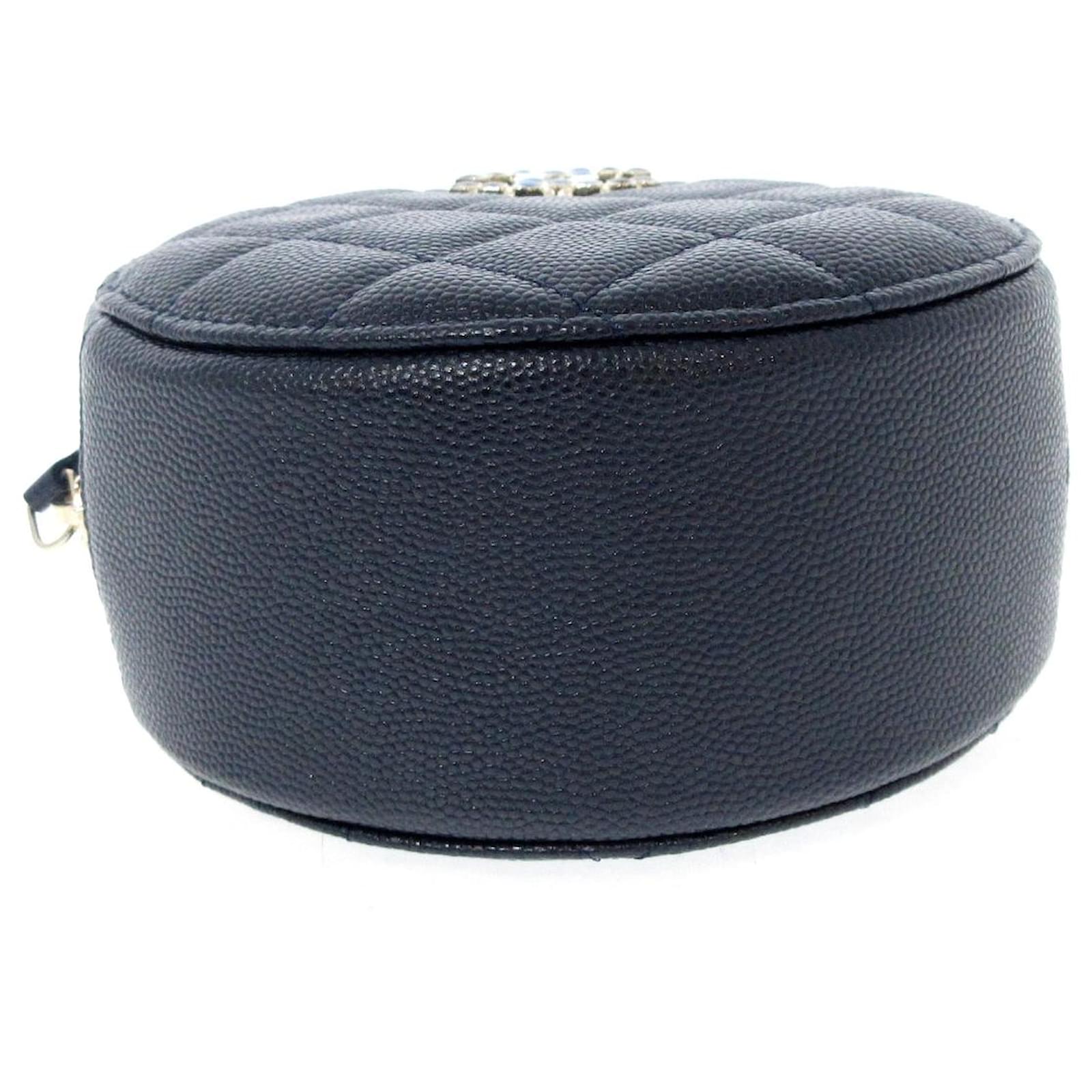 Chanel Matrasse Navy blue Leather ref.546434 - Joli Closet