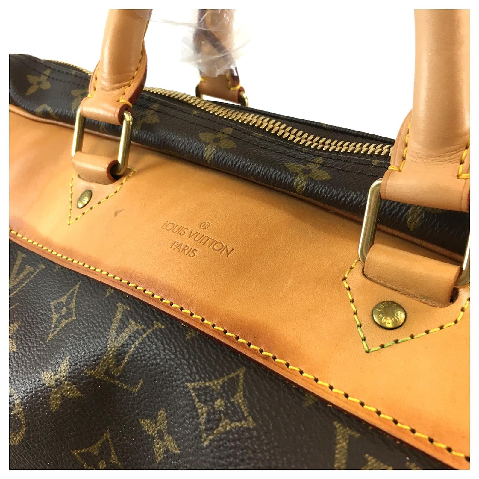 Louis Vuitton Alize Tennis Sports Bag Monogram Canvas Brown Leather  ref.546576 - Joli Closet