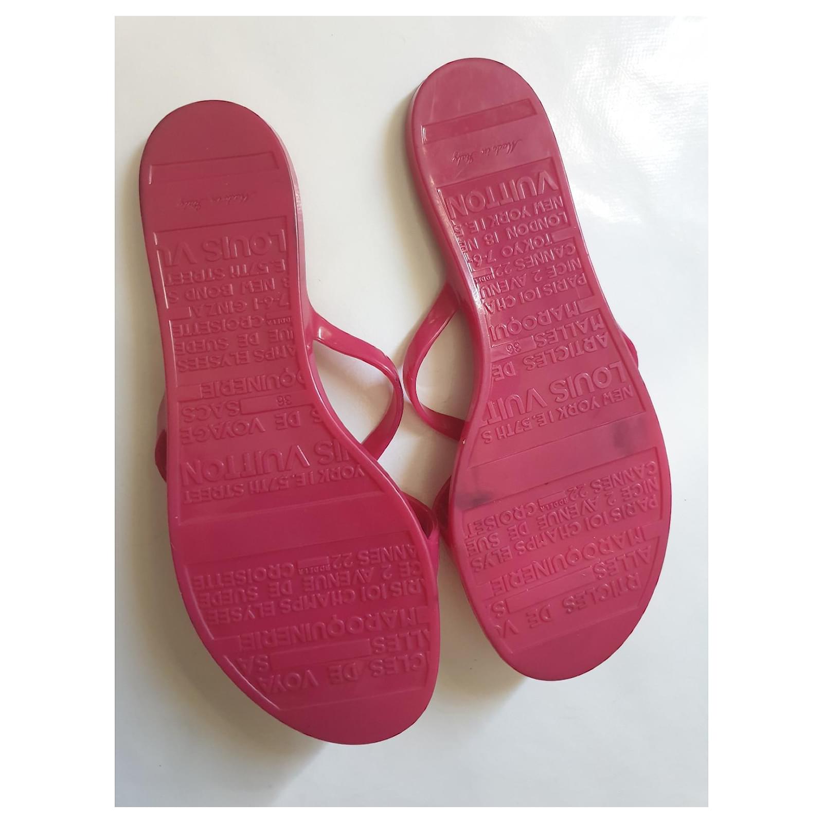 Louis Vuitton Sandals Pink Chain ref.546997 - Joli Closet