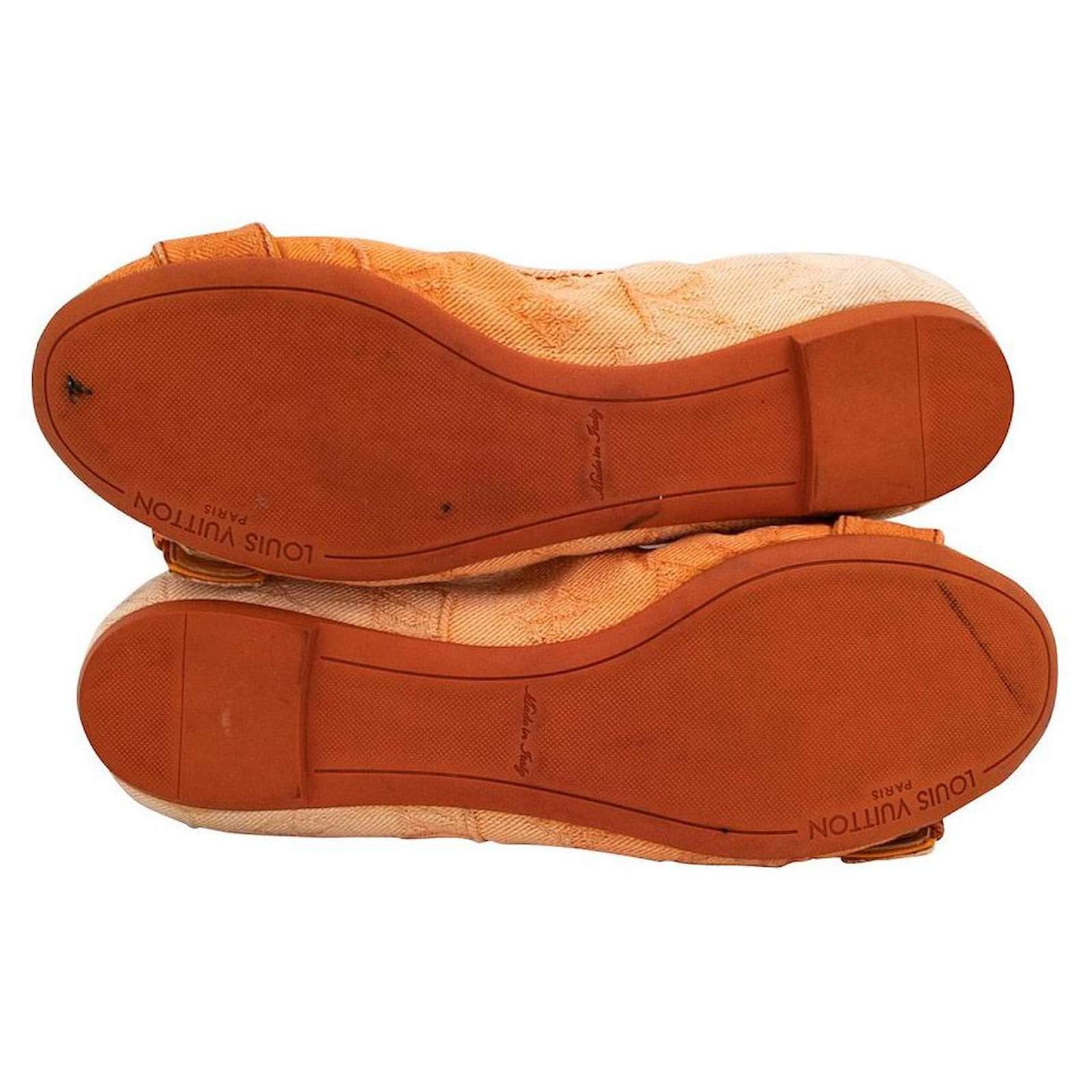 Ballet Flats Louis Vuitton Louis Vuitton Ballerinas in Ombre Orange Cotton with Buckle