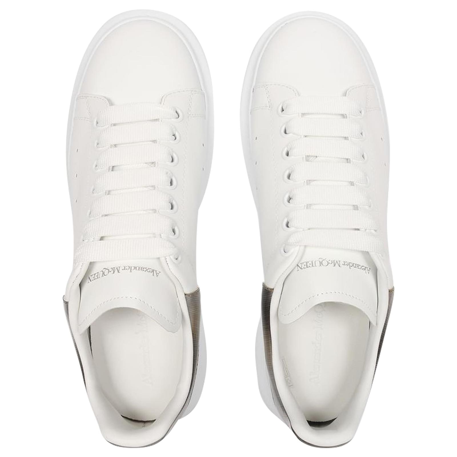 Alexander Mcqueen Oversized Sneakers in White Leather ref.547548 - Joli ...