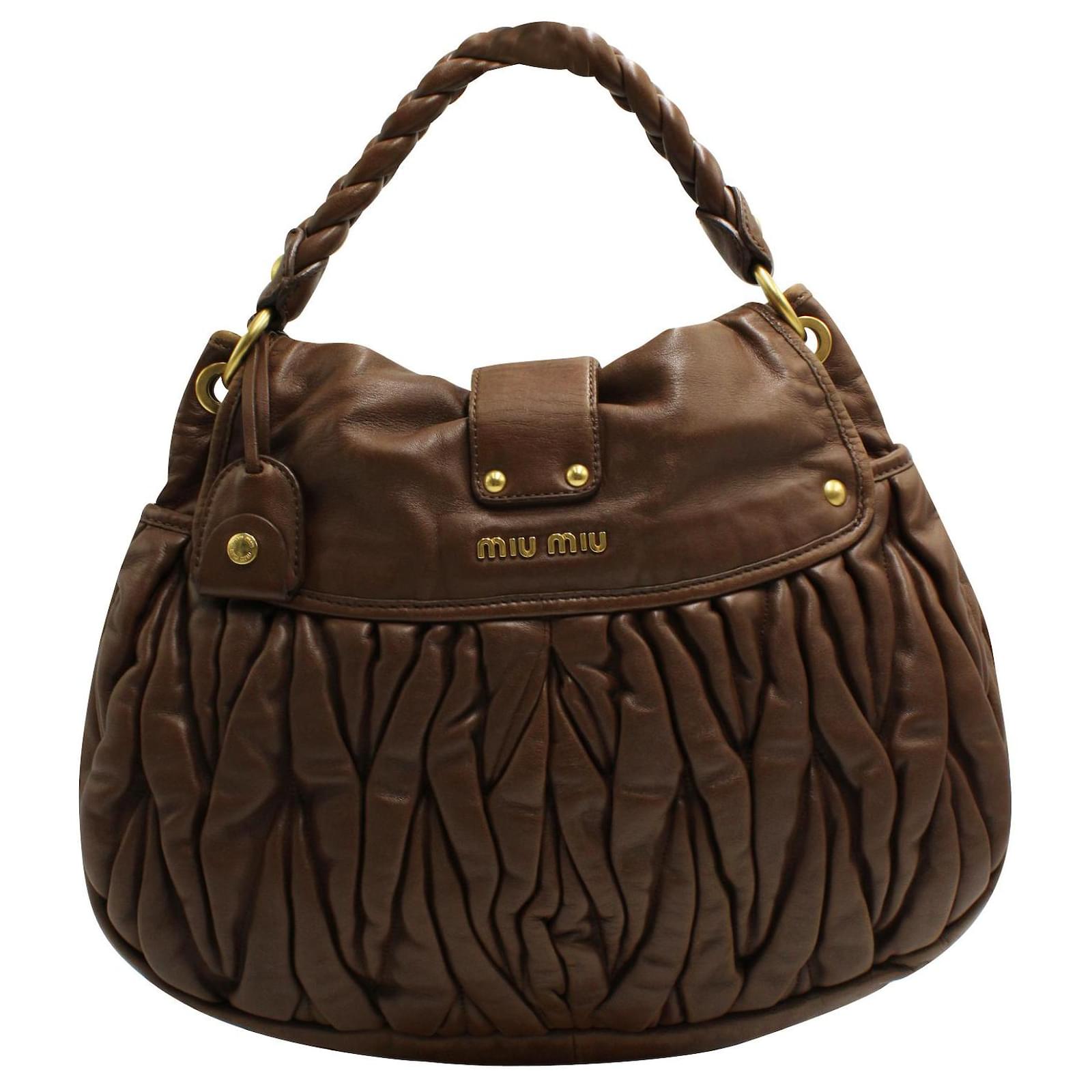 バッグ miumiu Mattelasse Lux Handbag Leather MIU MIU Miu Confidential Matelassé Leather Bag | Holt Renfrew