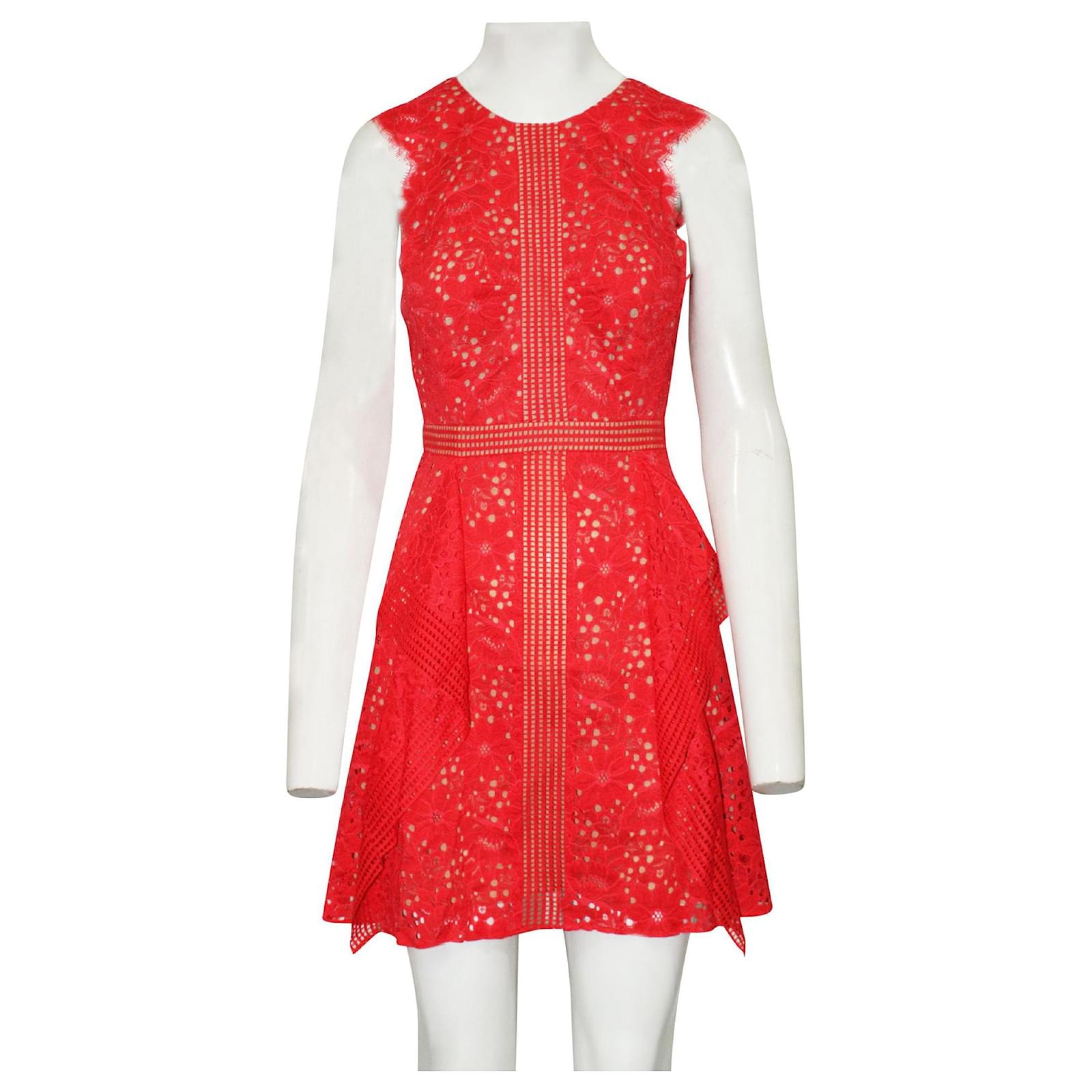Bcbg Max Azria Red Lace Mini Dress ref.548168 - Joli Closet