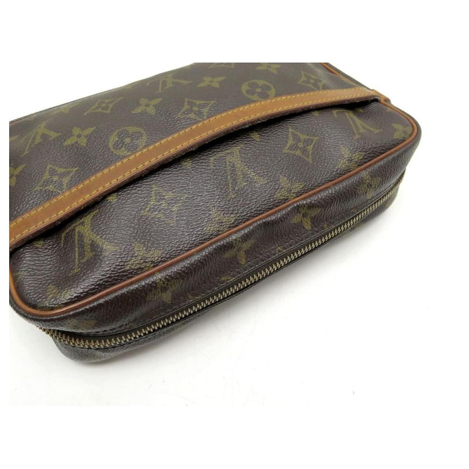 LOUIS VUITTON COMPIEGNE CLUTCH 23 MONOGRAM BAG CANVAS TOILETRIES BAG Brown  Cloth ref.728575 - Joli Closet