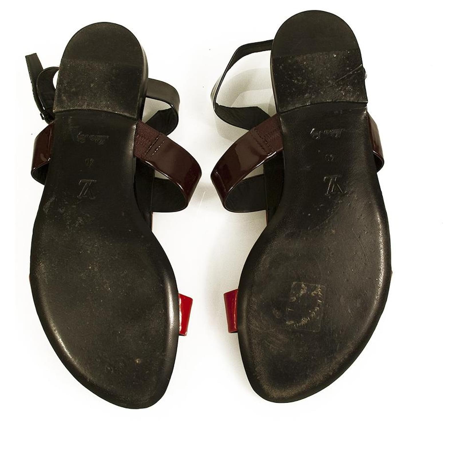 Louis Vuitton WESTBOUND V Ombré Red Black Arrow Flat Sandals 40