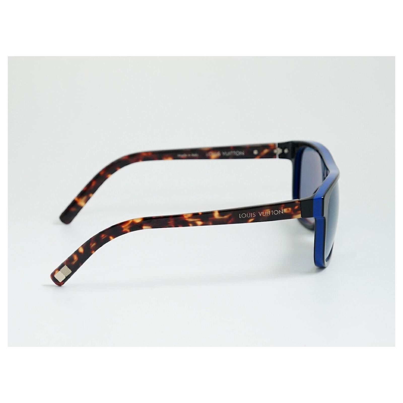 Louis Vuitton Glasses Brown Plastic ref.550623 - Joli Closet