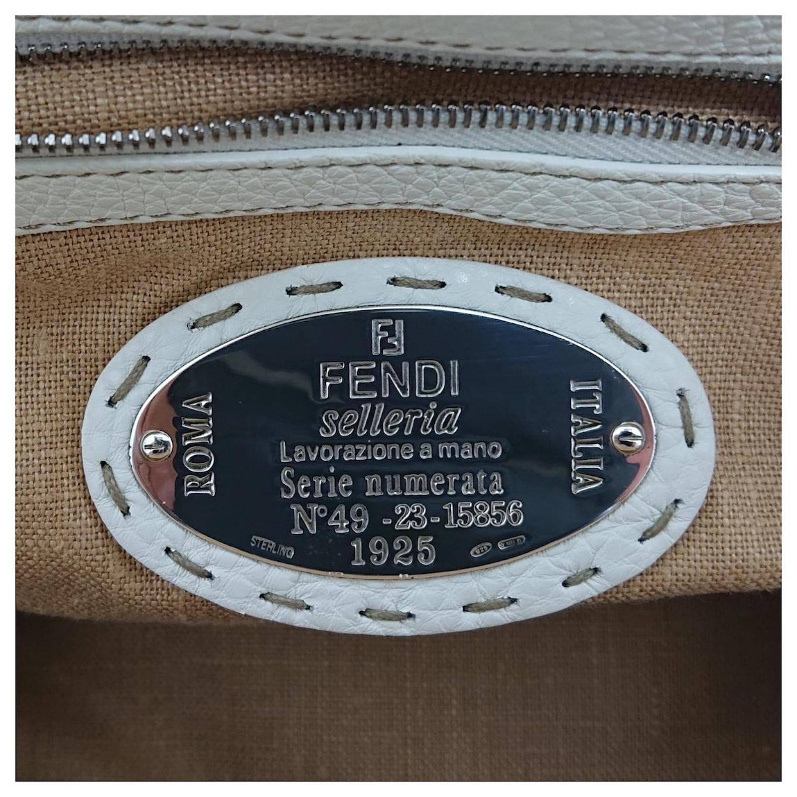 Fendi Selleria Beige Synthetic ref.551886 - Joli Closet