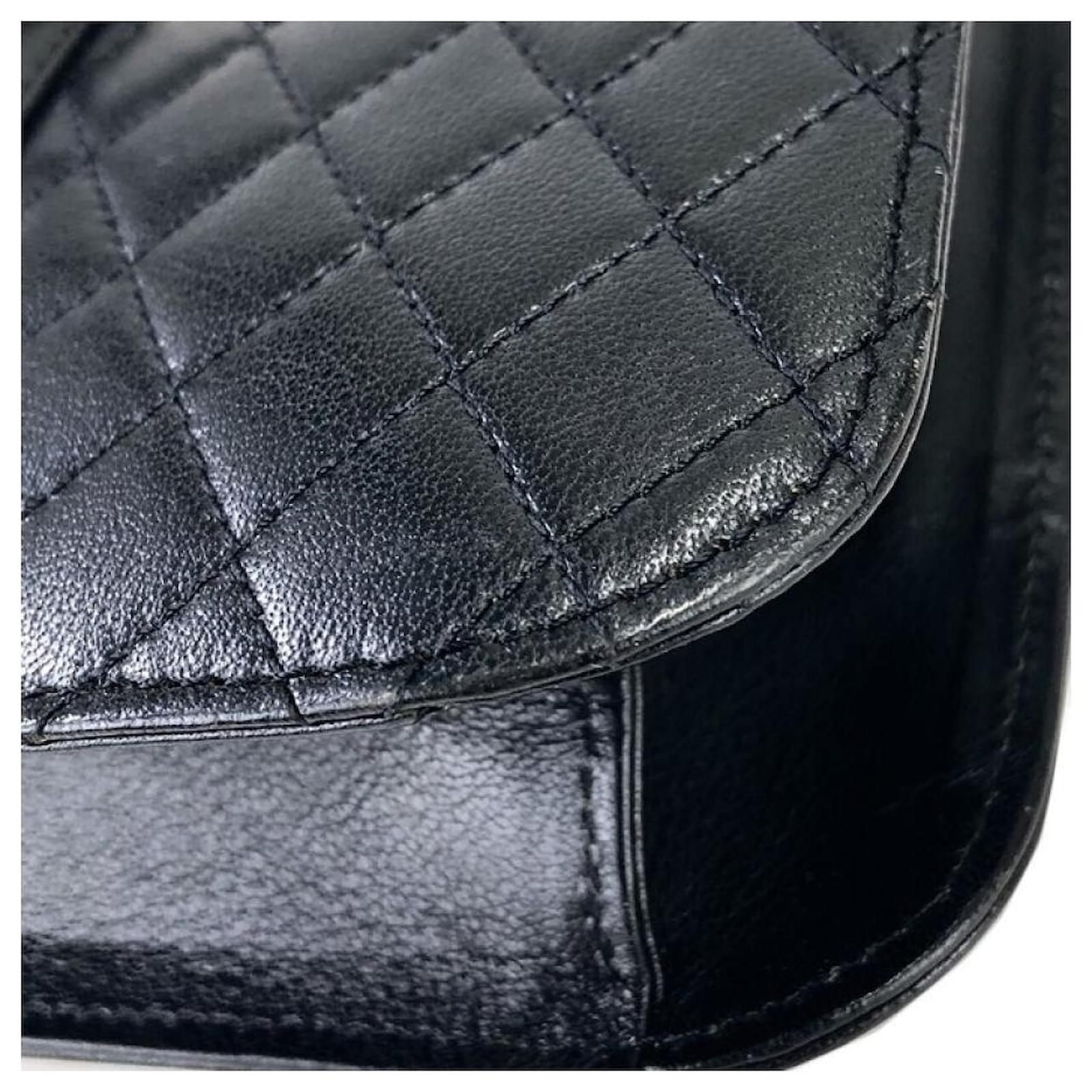 Yves Saint Laurent YSL leather quilted pochette shoulder bag black vintage  old ptpjr4