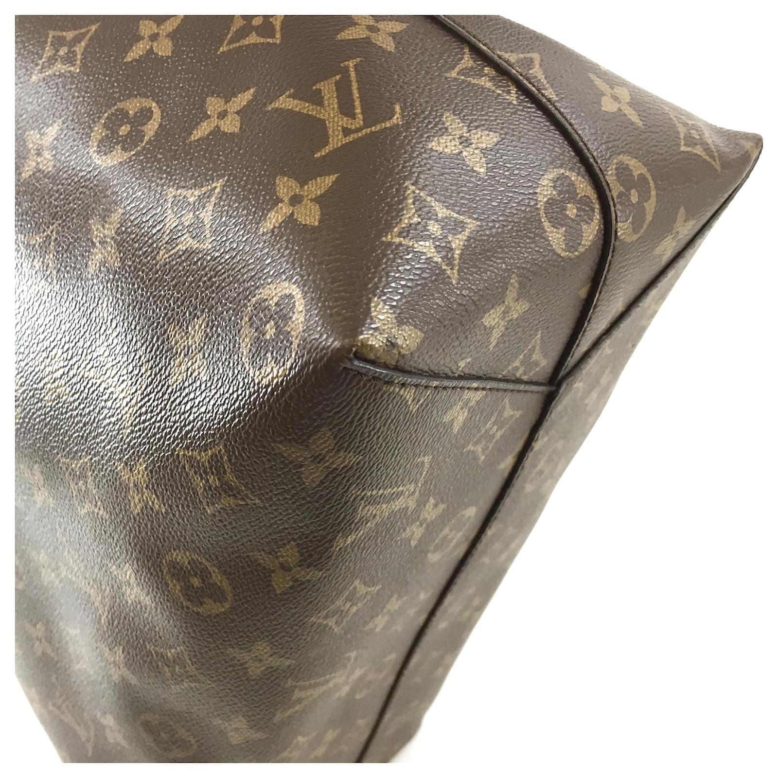Louis Vuitton - Authenticated Flower Hobo Handbag - Leather Brown Plain for Women, Good Condition