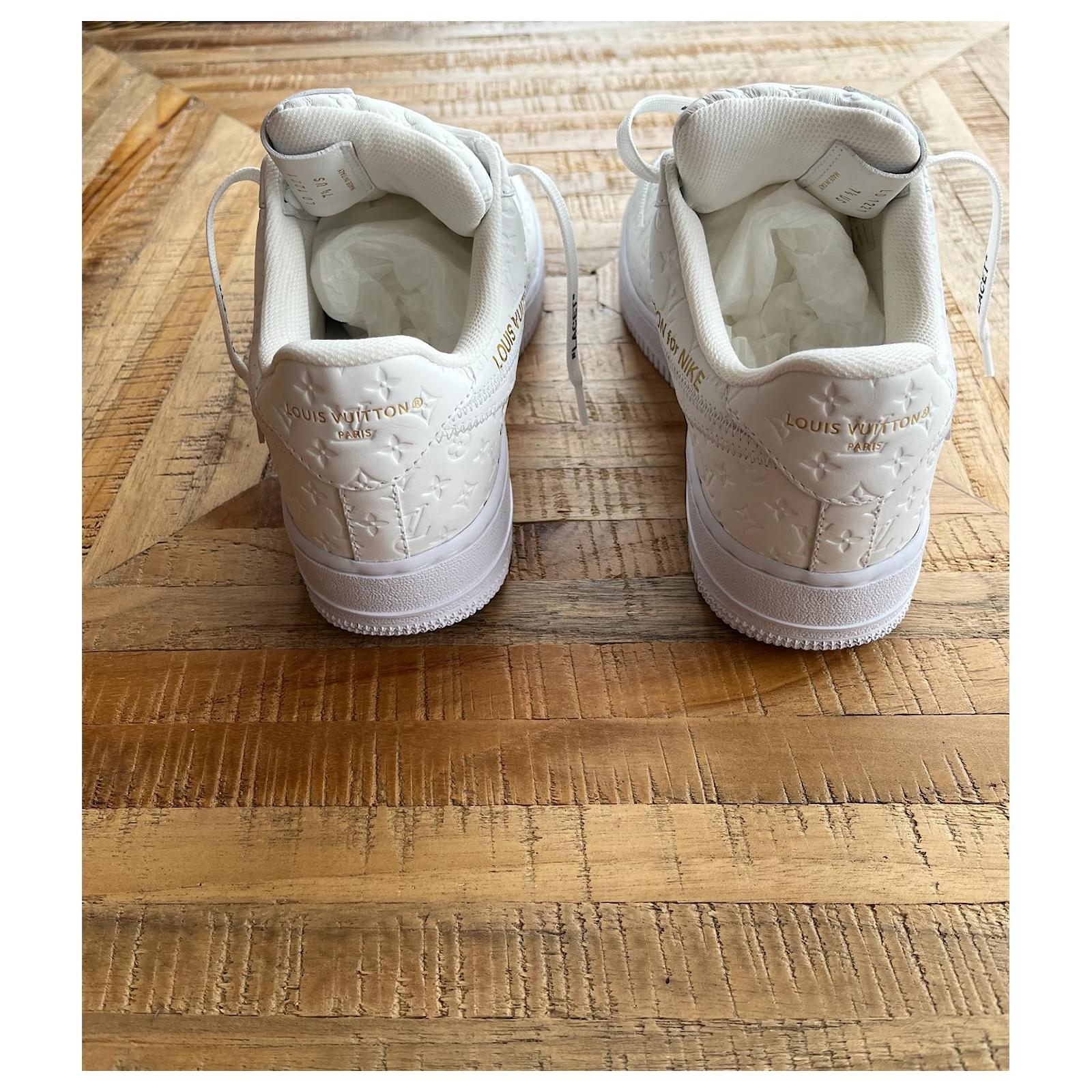 Louis Vuitton x Nike White Leather ref.554300 - Joli Closet