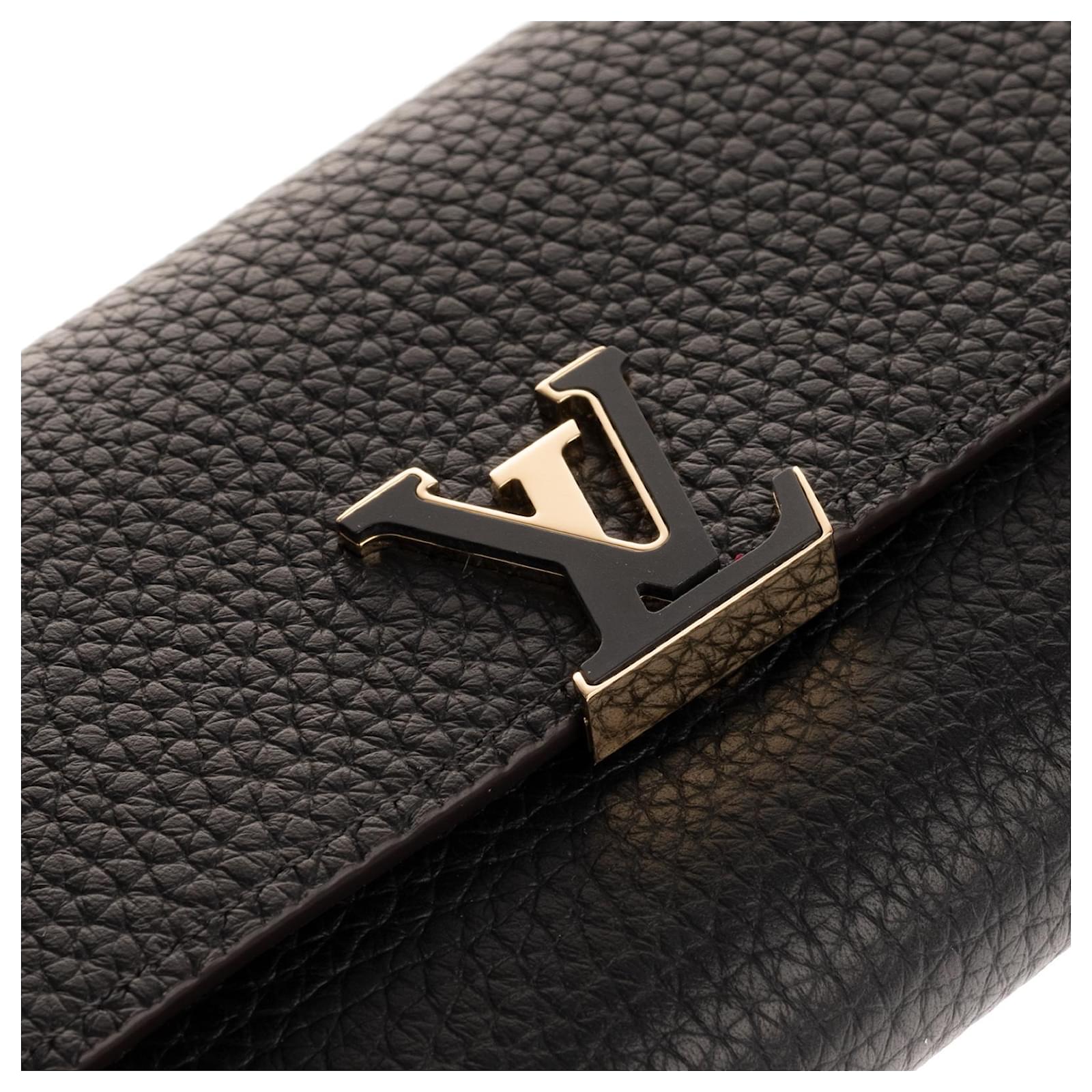 Very beautiful Louis Vuitton Capucines wallet in soft black and pink  Taurillon leather ref.559074 - Joli Closet