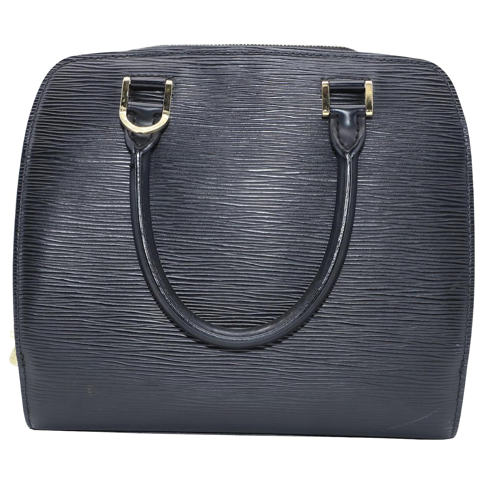 Louis Vuitton Pont Neuf Handbag Epi