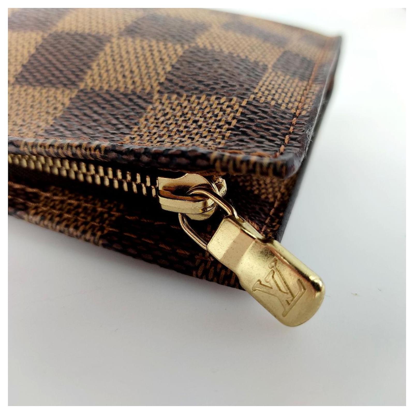 Louis Vuitton Damier Ebene clutch bag Brown Cloth ref.561021 - Joli Closet