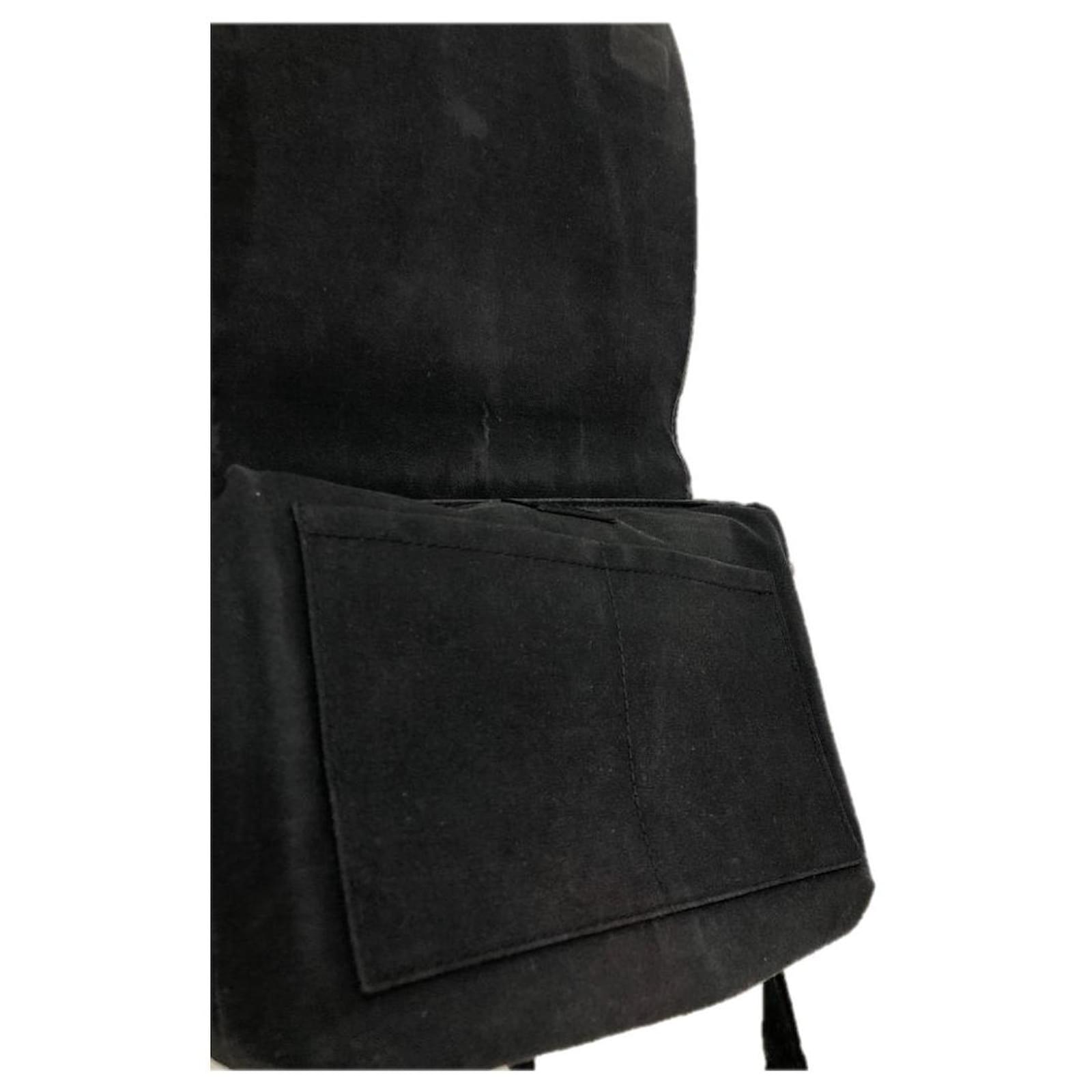 Louis Vuitton Black Damier Graphite District MM Grey Leather Cloth  ref.136739 - Joli Closet