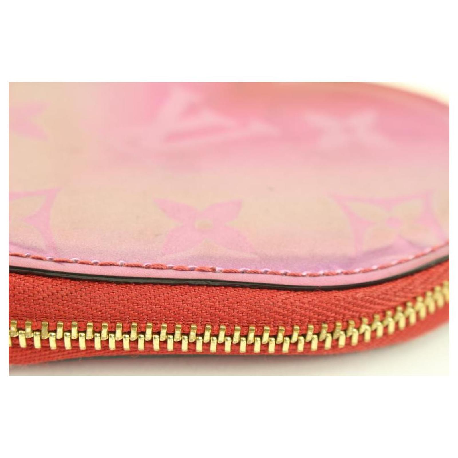 Louis Vuitton Heart Coin Purse Limited Edition Degrade Monogram Vernis -  ShopStyle Wallets & Card Holders