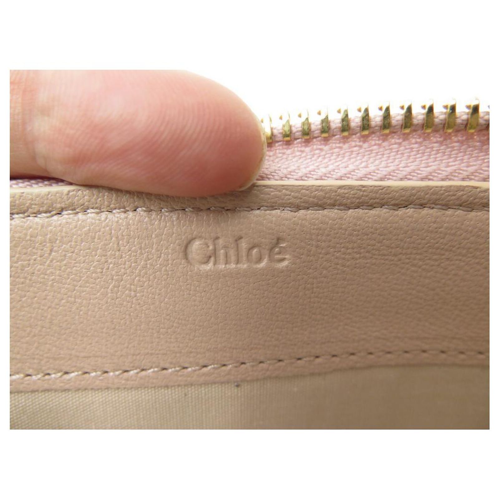 Portefeuille Long Vintage Chloé Rose – Logo En Relief – Cuir – Occasion Bon état – Modèle Authentique