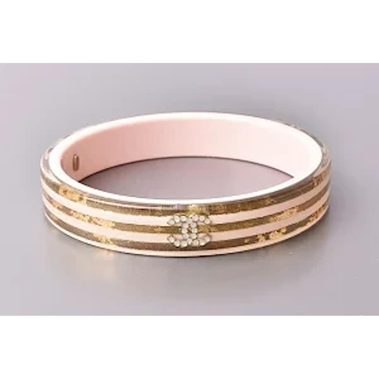 Chanel Bracelets Plastic ref.564027 - Joli Closet