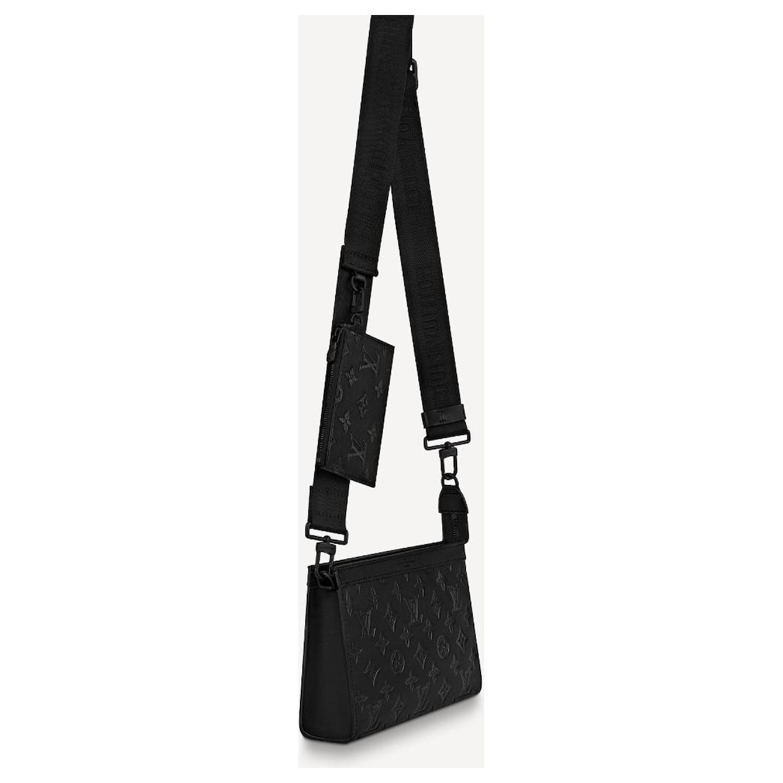 Louis Vuitton LV Gaston wearable wallet new Blue Leather ref.538493 - Joli  Closet