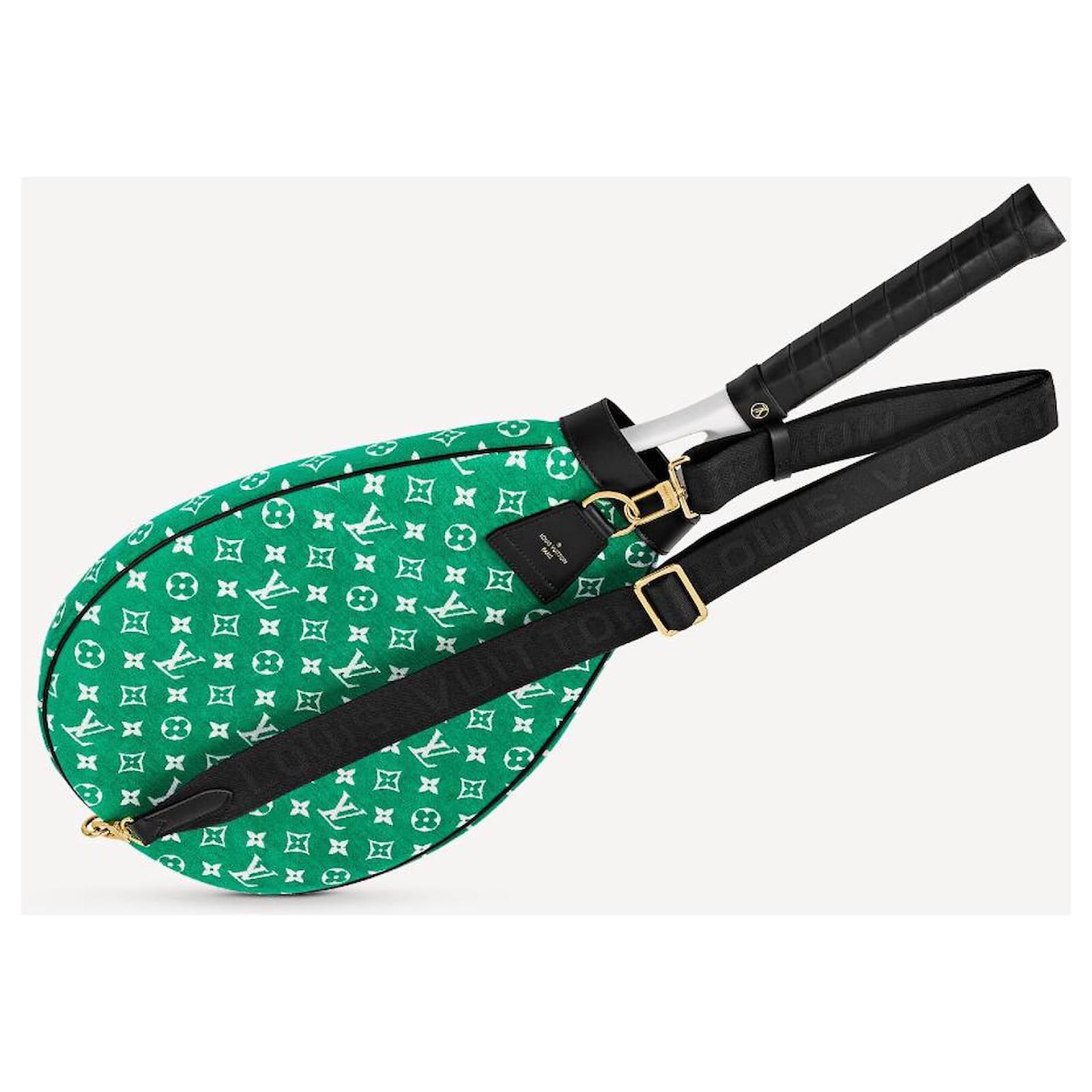 Louis Vuitton LV Velvet Tennis Racket cover Green ref.564153 - Joli Closet