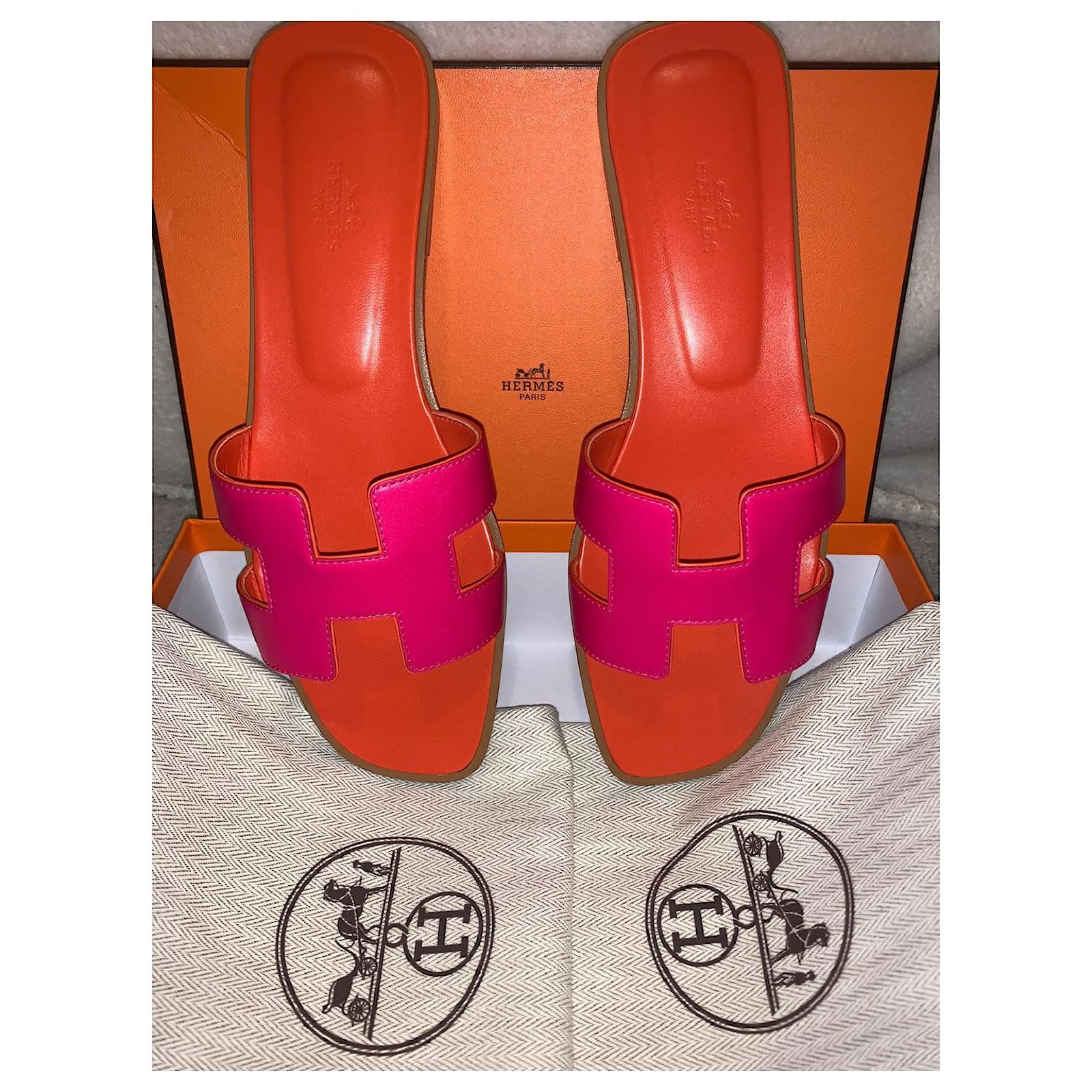 Oran Hermès Sandals Red Dark blue Leather ref.566152 - Joli Closet