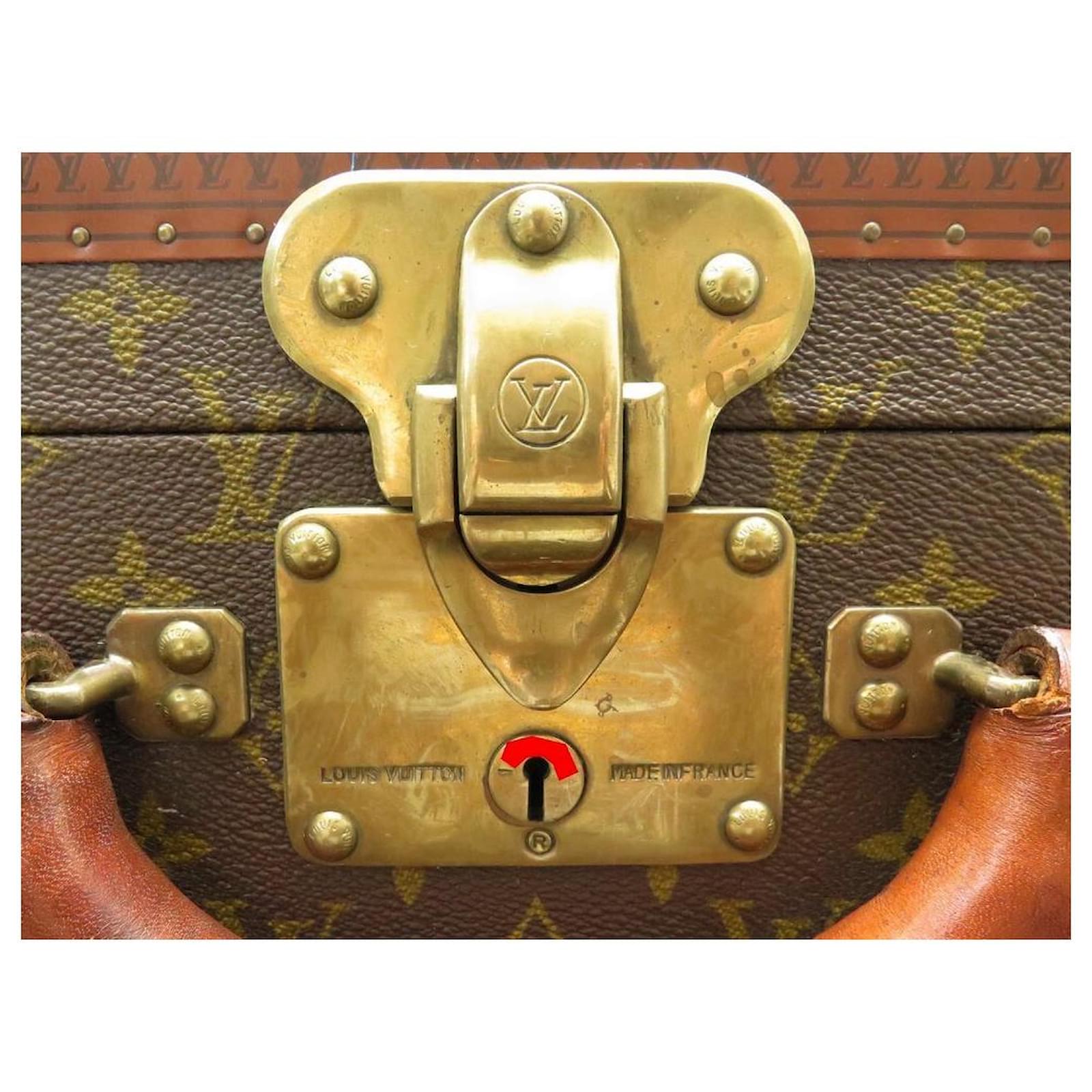 Louis Vuitton Vintage Alzer Travel Suitcase Brown ref.797047 - Joli Closet