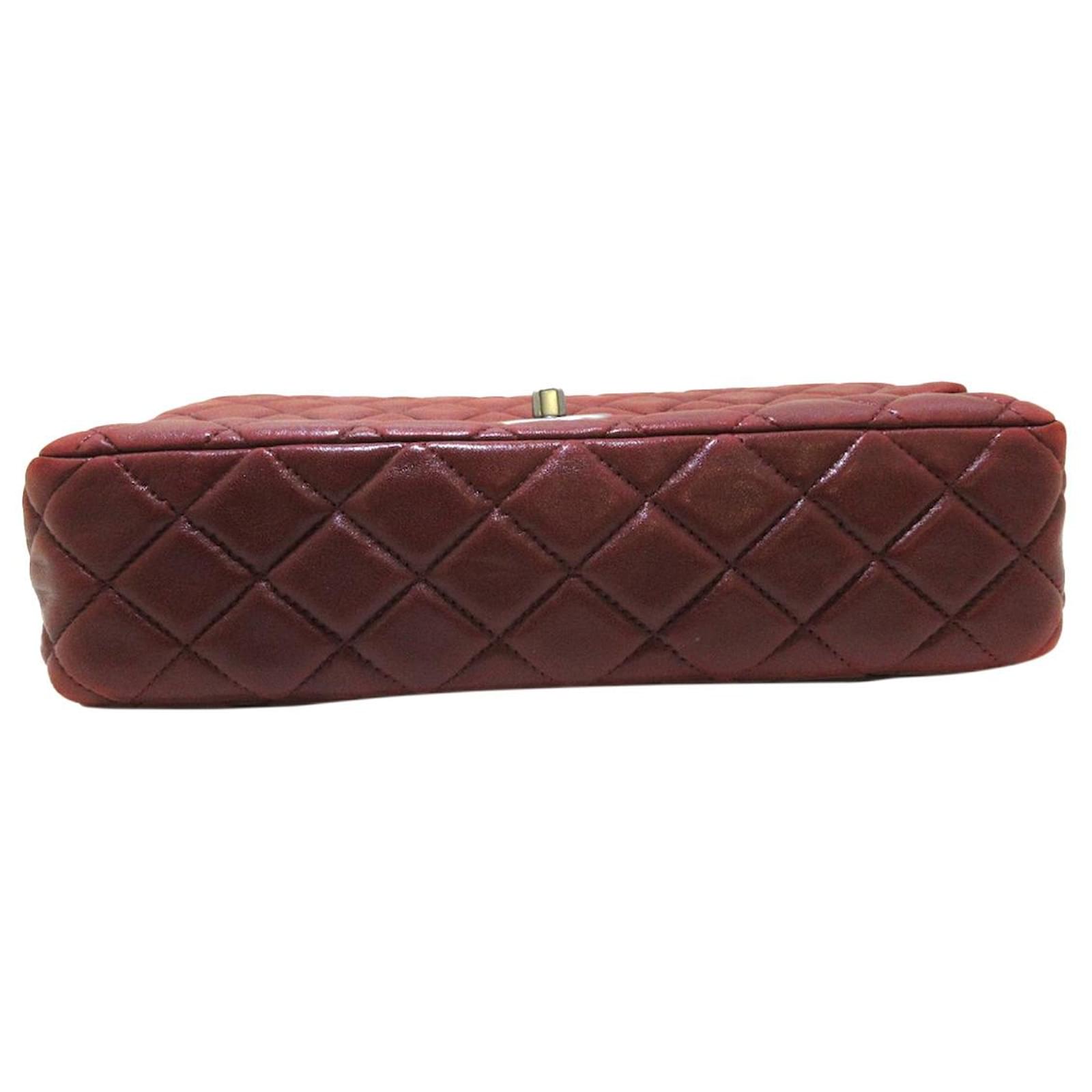 Chanel Red Medium Classic Lambskin Double Flap Dark red Leather ref.567577  - Joli Closet