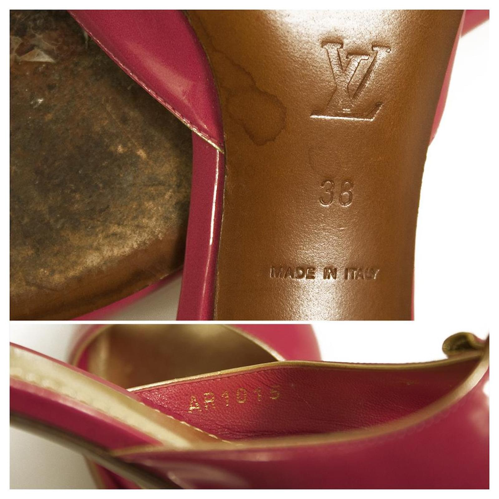 Louis Vuitton Pink Patent Leather Gold Trim Bow Mules Heels Pumps 38 shoes  ref.567903 - Joli Closet