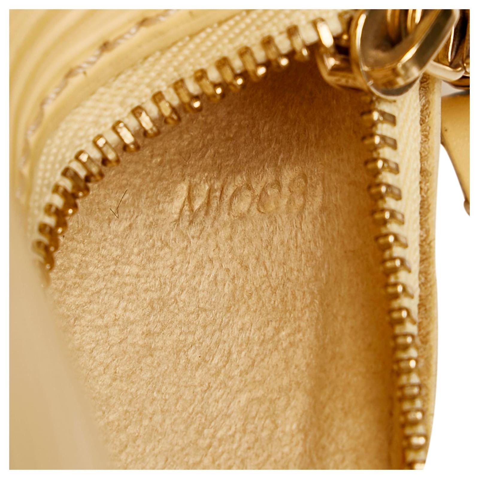 Louis Vuitton Yellow Epi Pochette Papillon Leather ref.570031 - Joli Closet