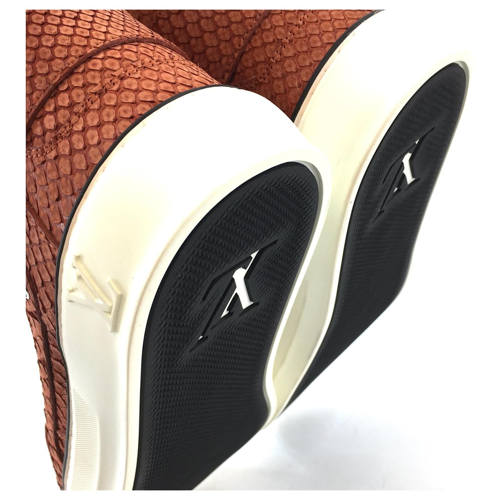 Louis Vuitton Brown California Python Skin Men Sneakers ref.570447 - Joli  Closet