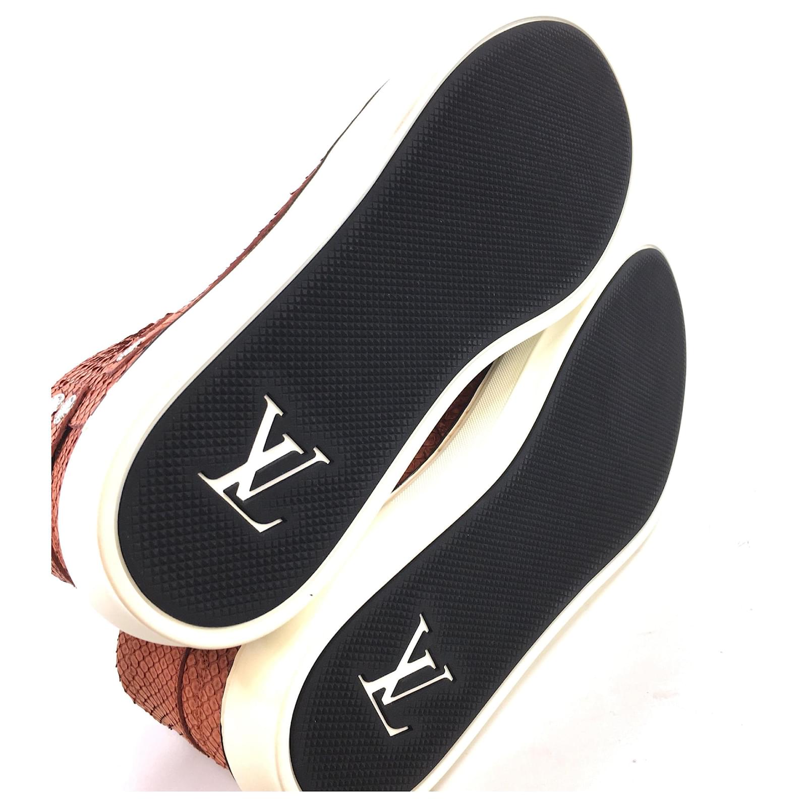 Louis Vuitton Sneakers 10-10.5