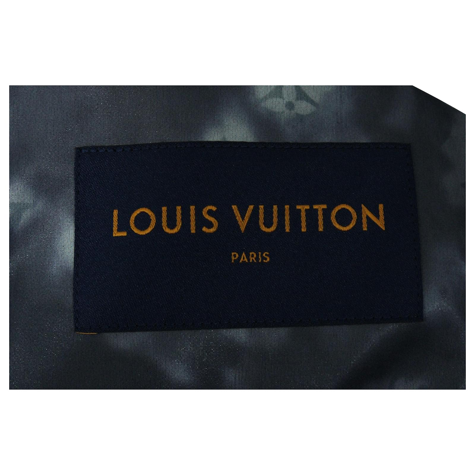 LOUIS VUITTON SKI PARKA WITH FOLDABLE HOOD Navy blue Polyester ref.720667 -  Joli Closet