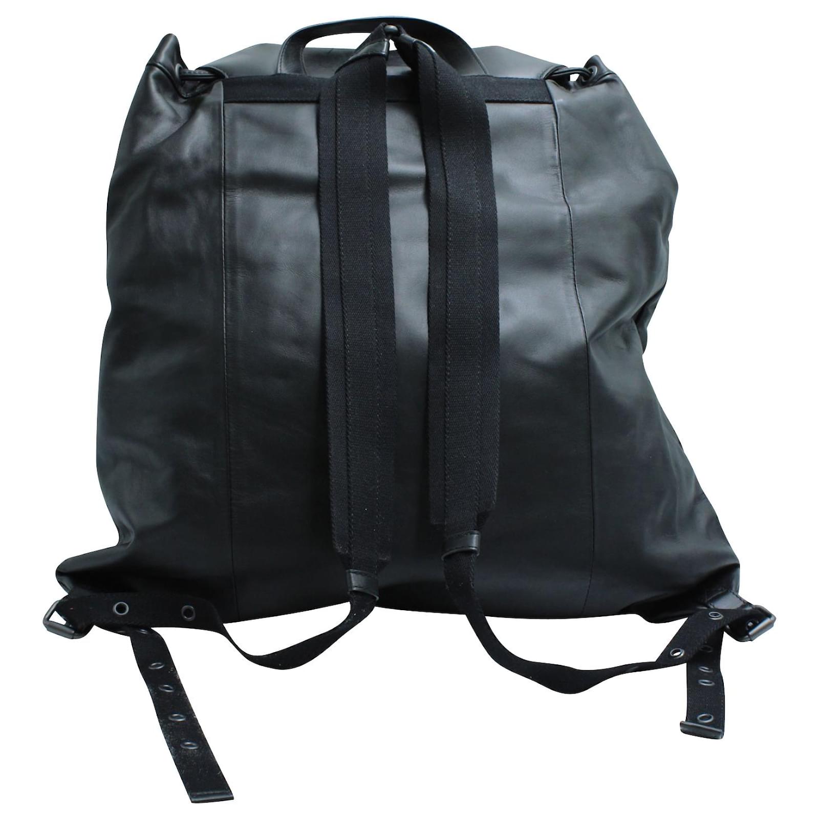 Bottega Veneta Intrecciato Backpack in Black Leather ref.571108 - Joli ...
