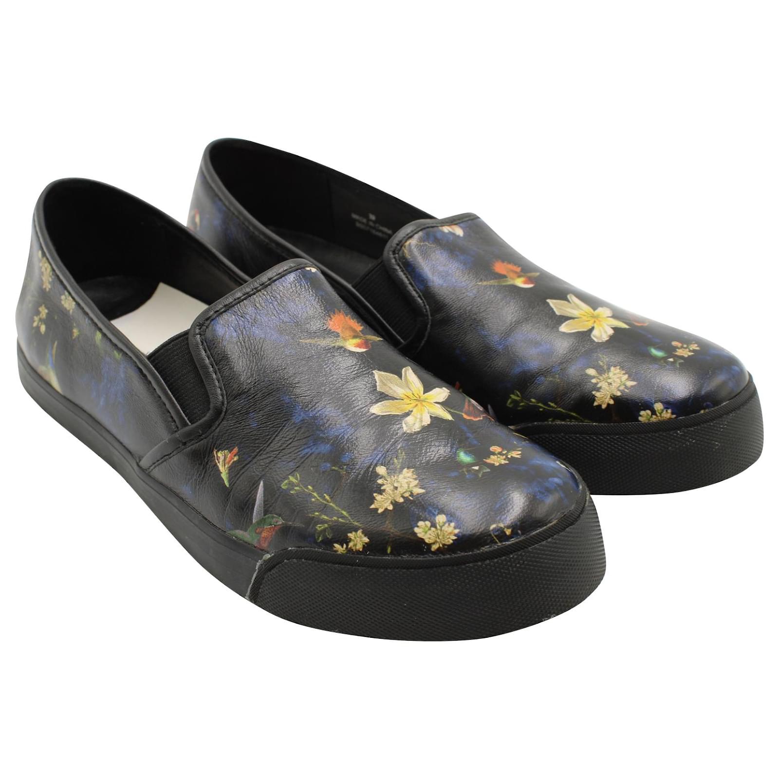 Alice Olivia Tênis Slip On Floral em Couro Multicolorido ref