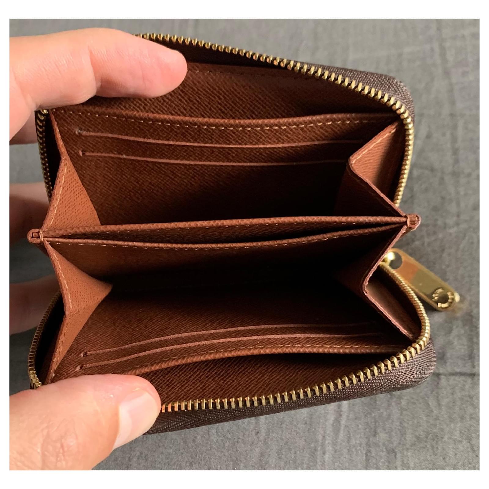 Wallets Louis Vuitton Mini Zippy