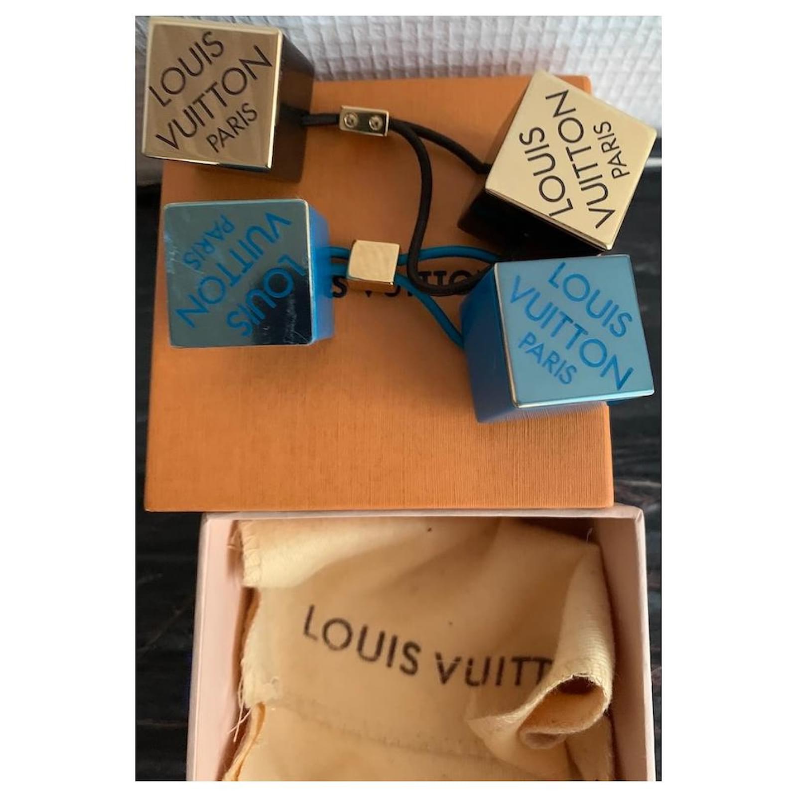 Louis Vuitton Hair accessories Multiple colors Plastic ref.572771 - Joli  Closet