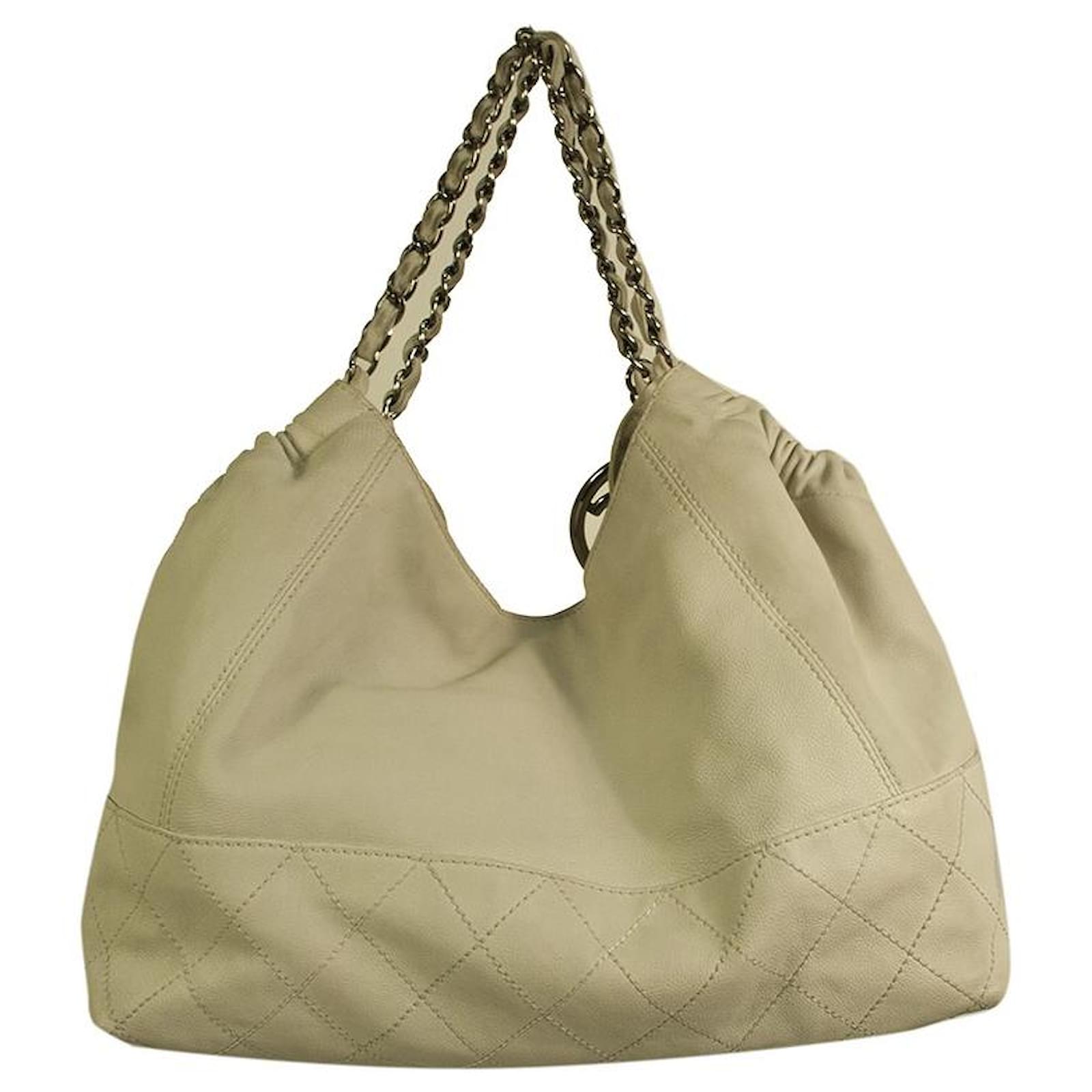 Chanel CC Coco Cabas calf leather off white leather large HOBO shoulder bag  ref.573002 - Joli Closet