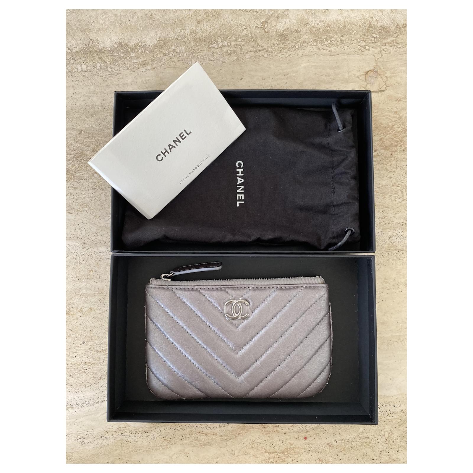 Trendy CC Silver CHANEL small leather goods Silvery Lambskin ref