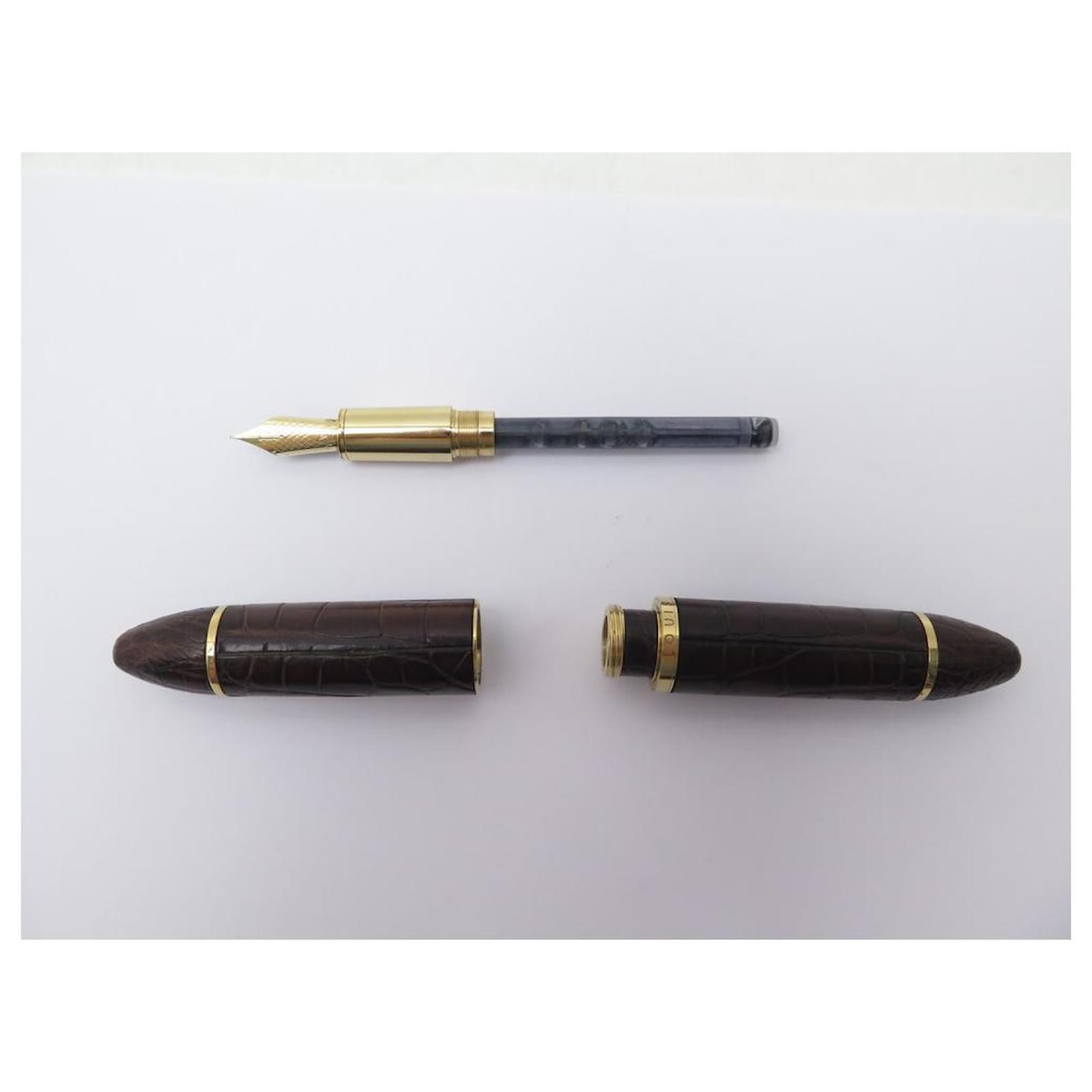 LOUIS VUITTON Cargo Black Alligator Leather Fountain Pen w/ 18K White Gold  F Nib