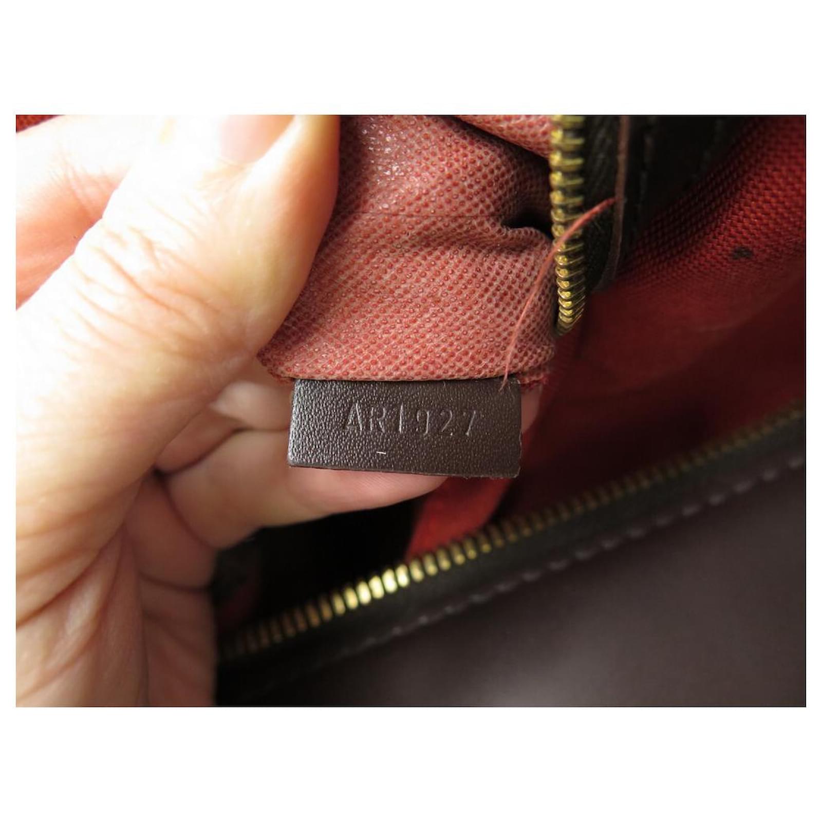 LOUIS VUITTON NEO GREENWICH GM CANVAS DAMIER EBENE TRAVEL BAG Brown Leather  ref.574838 - Joli Closet