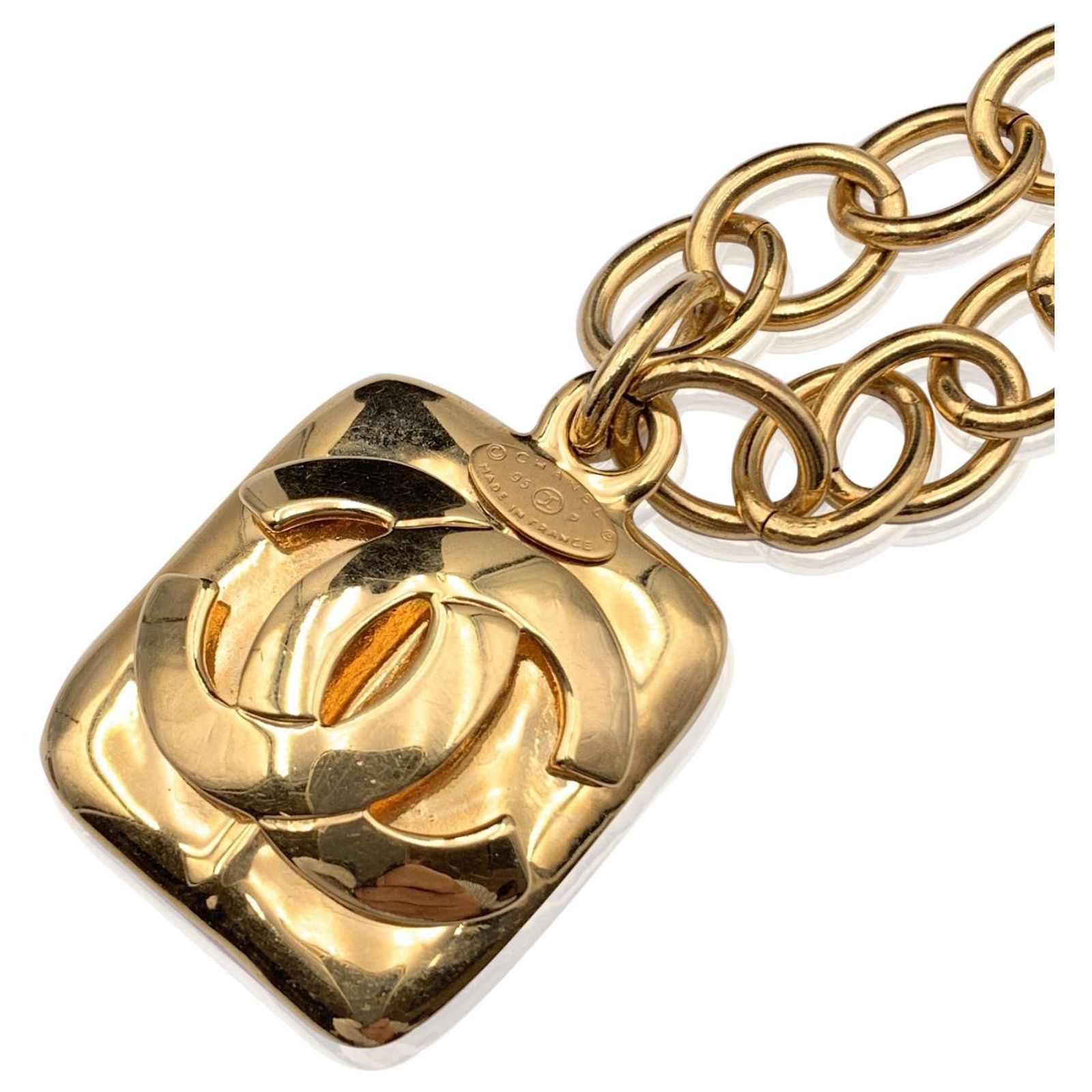 Chaîne Vintage Ancienne En Métal Doré Avec Pendentif - Bijou D'Occasion Élégant
