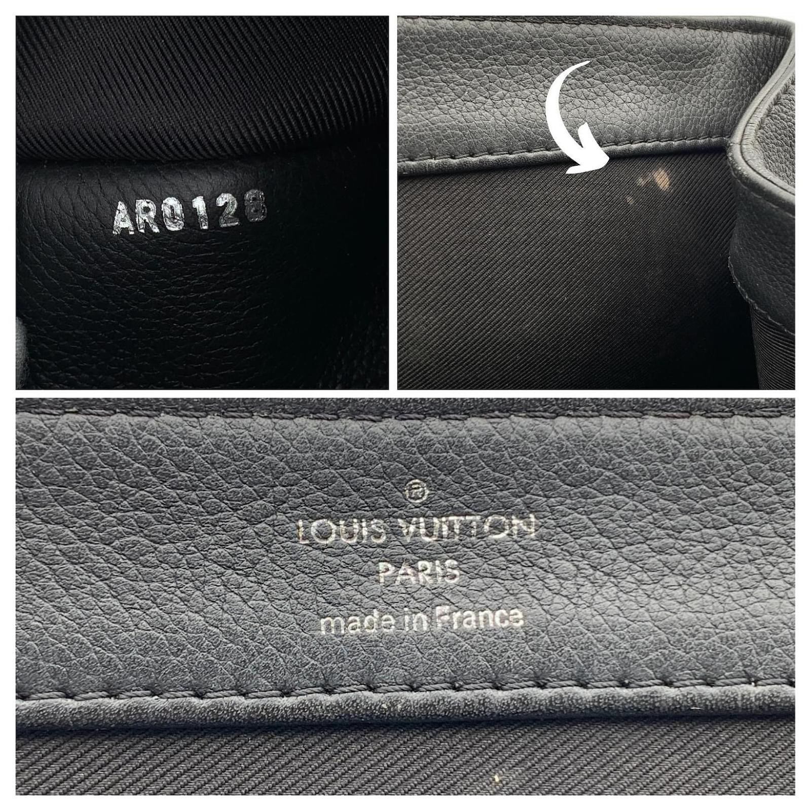 Louis Vuitton Black Leather Lockme II BB Messenger Crossbody Bag