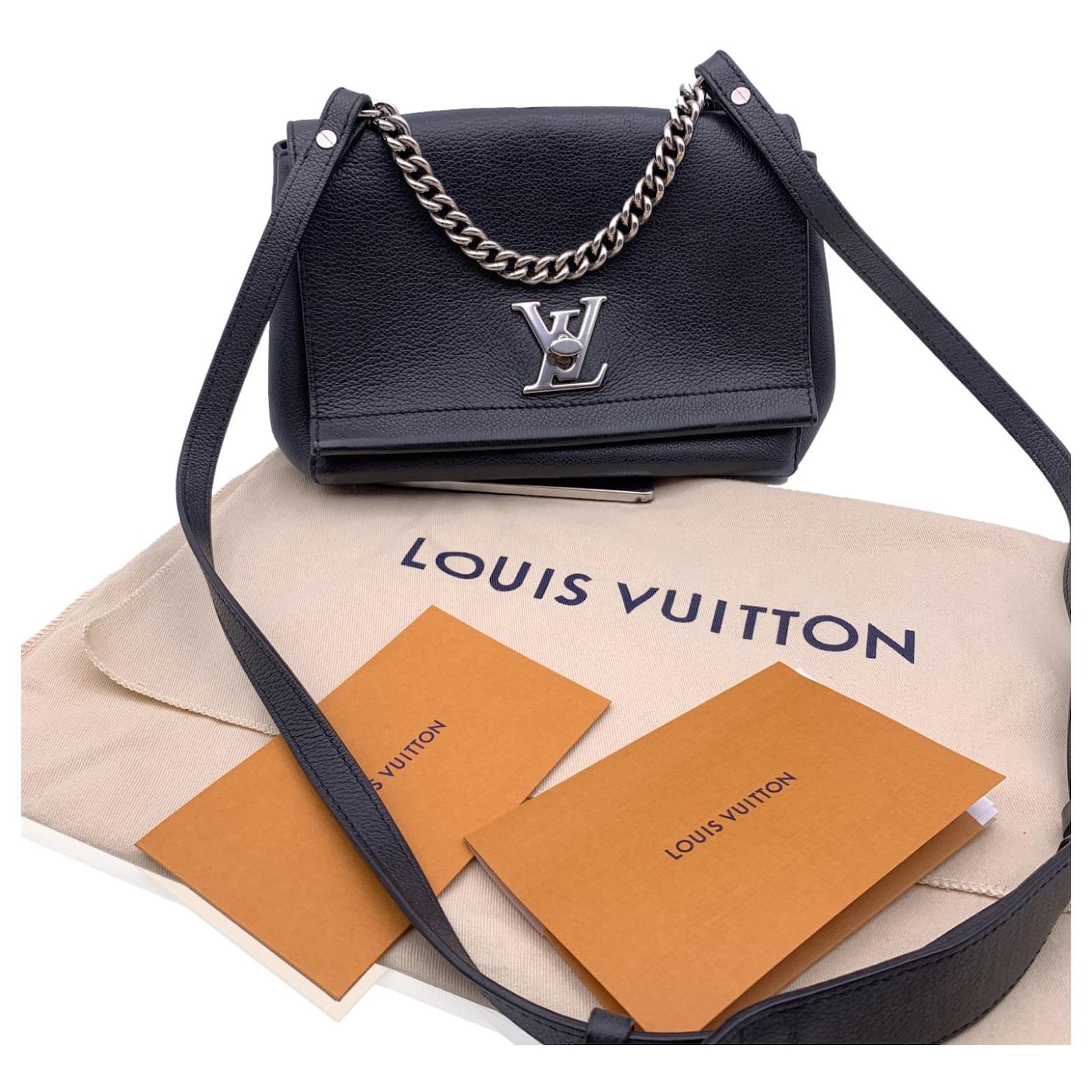 Louis Vuitton Black Leather Lockme II BB Messenger Crossbody Bag ref.575501  - Joli Closet