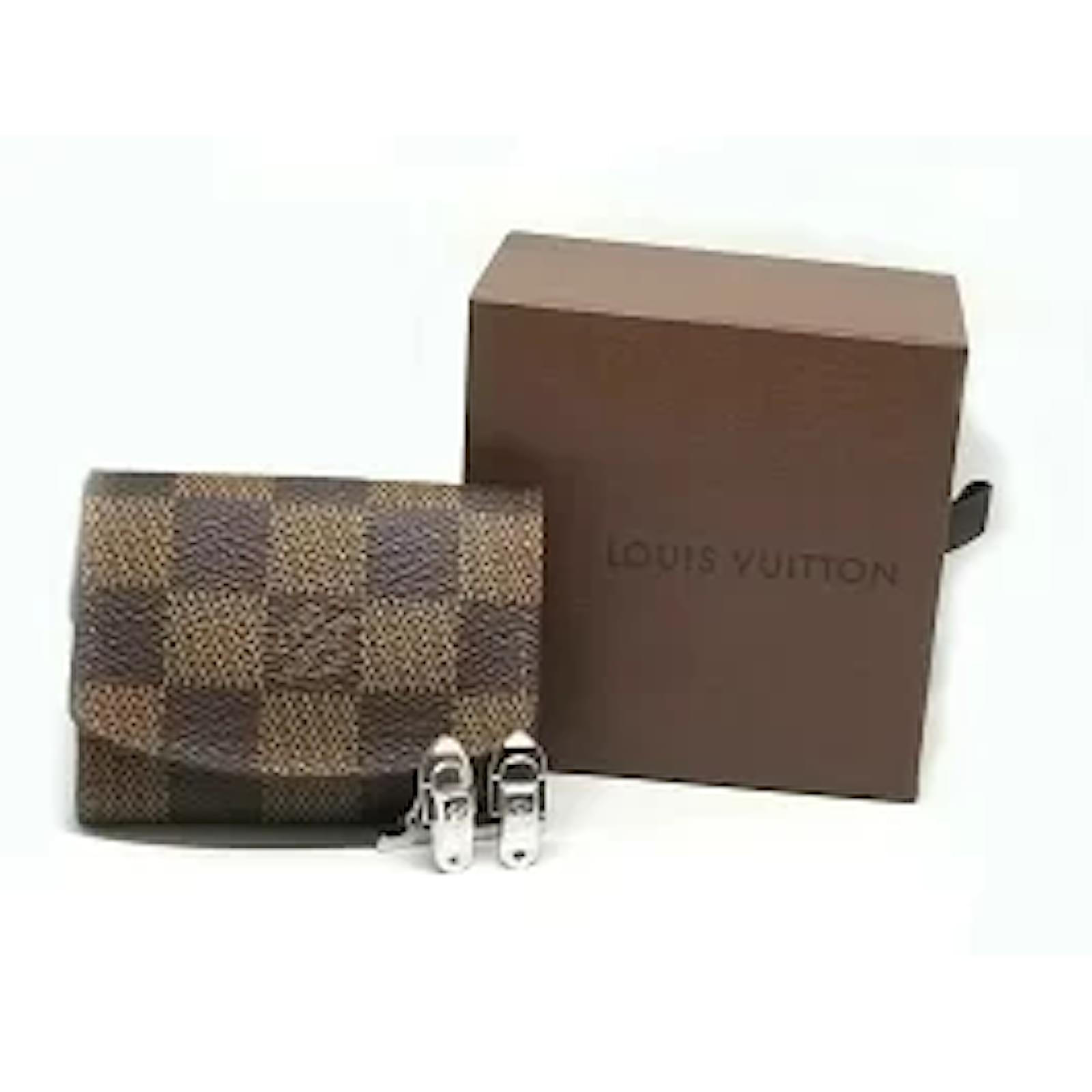 Louis Vuitton Silver Champs Élysées Cufflinks QJMANI2OVB014