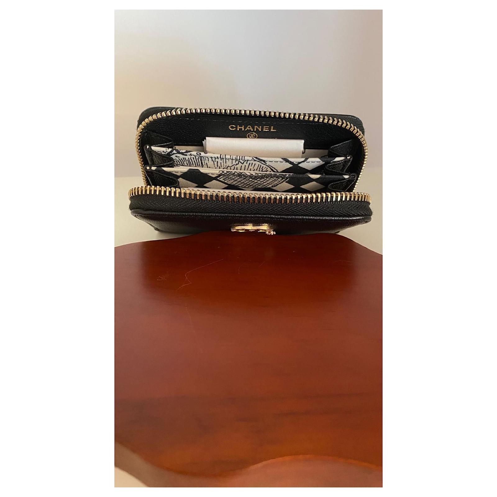 Girl Beautiful Chanel zipped card holder Black Leather ref.576852 - Joli  Closet