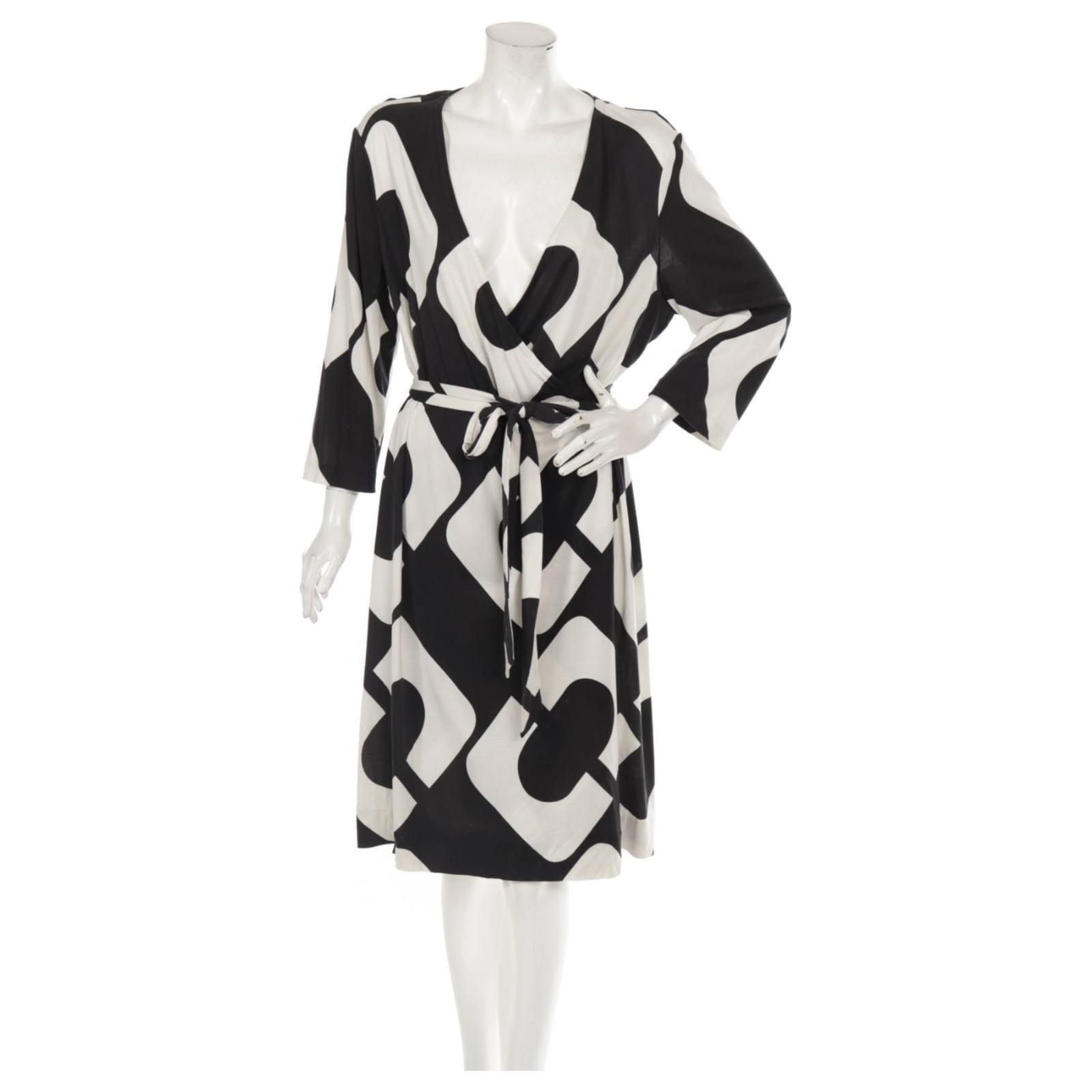 Diane Von Furstenberg Dresses Black White Silk Ref 576968 Joli Closet