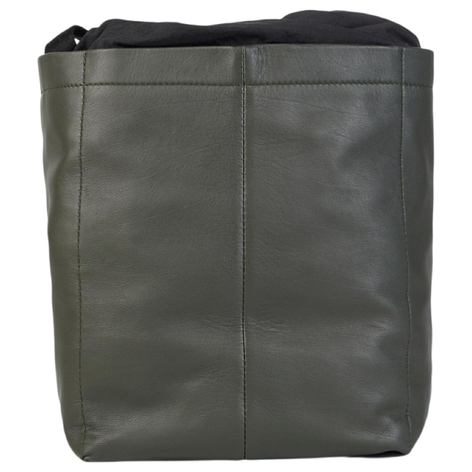 Bottega Veneta Drawstring Box Messenger Bag Green Leather ref.577922 - Joli  Closet