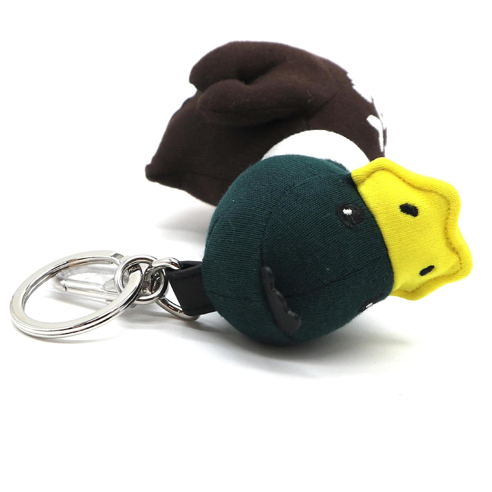  Other Stories Louis Vuitton Nigo Damier Giant LV Made Duck Porte Cles  Keychain Bag Charm ref.364368 - Joli Closet